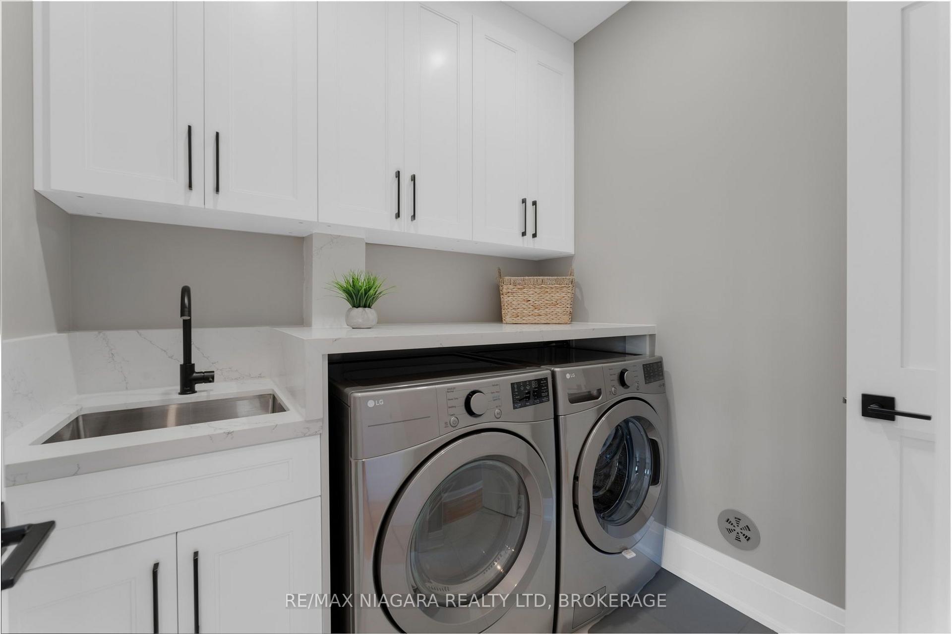 Photo 14 of Unit 102, 8900 Angie Drive, Niagara Falls, Forestview — HOMEH