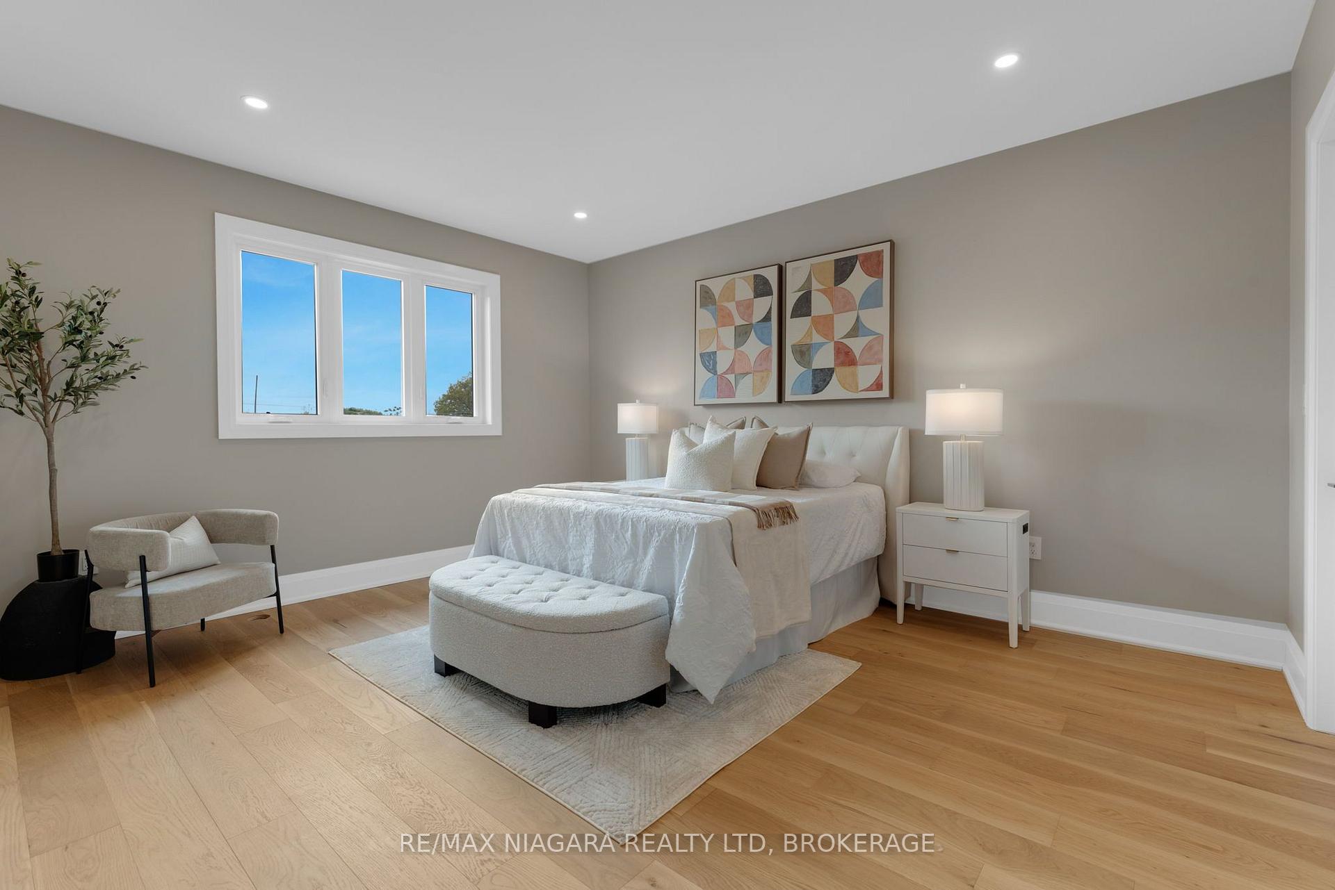 Photo 18 of Unit 102, 8900 Angie Drive, Niagara Falls, Forestview — HOMEH