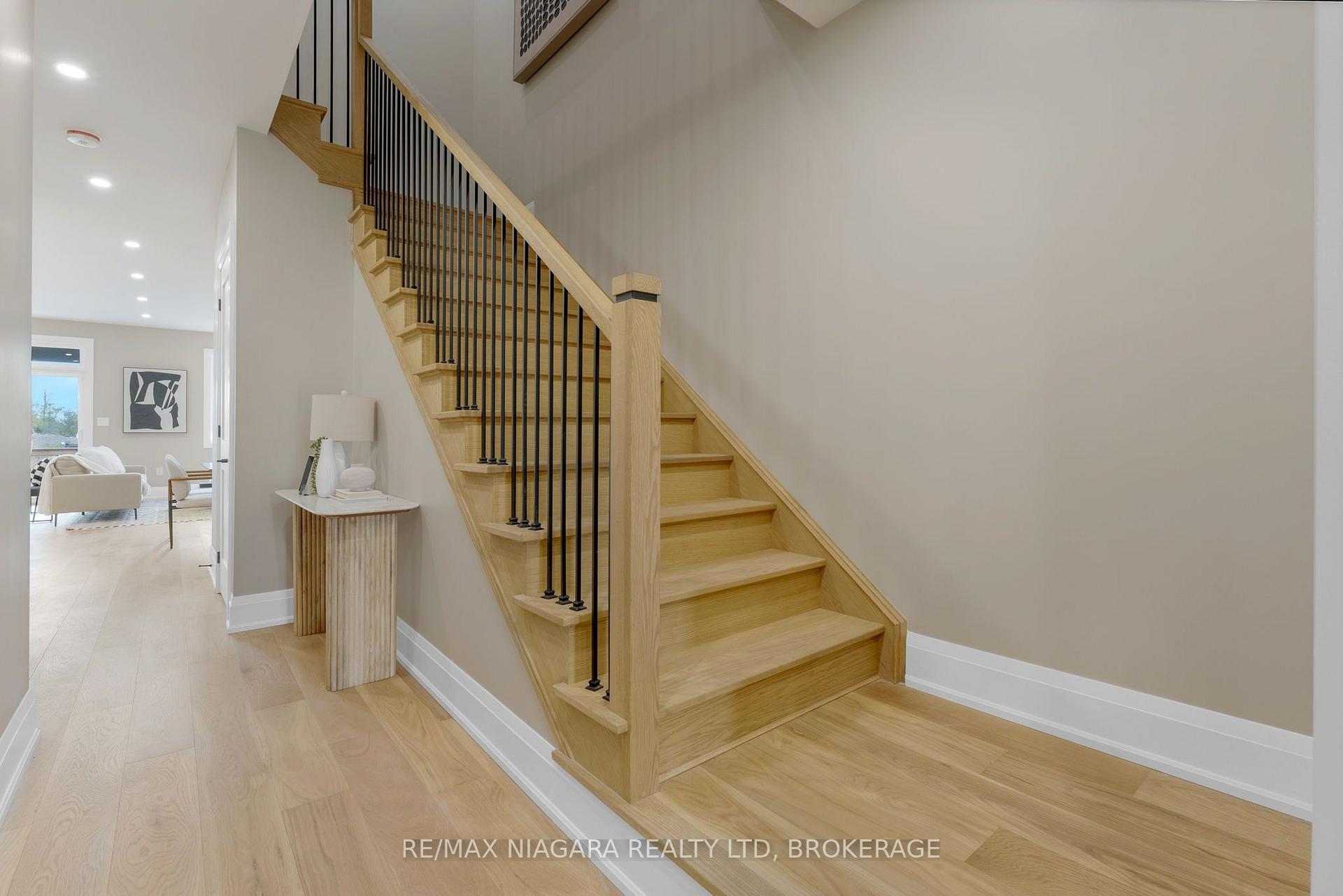 Photo 3 of Unit 101, 8900 Angie Drive, Niagara Falls, Forestview — HOMEH