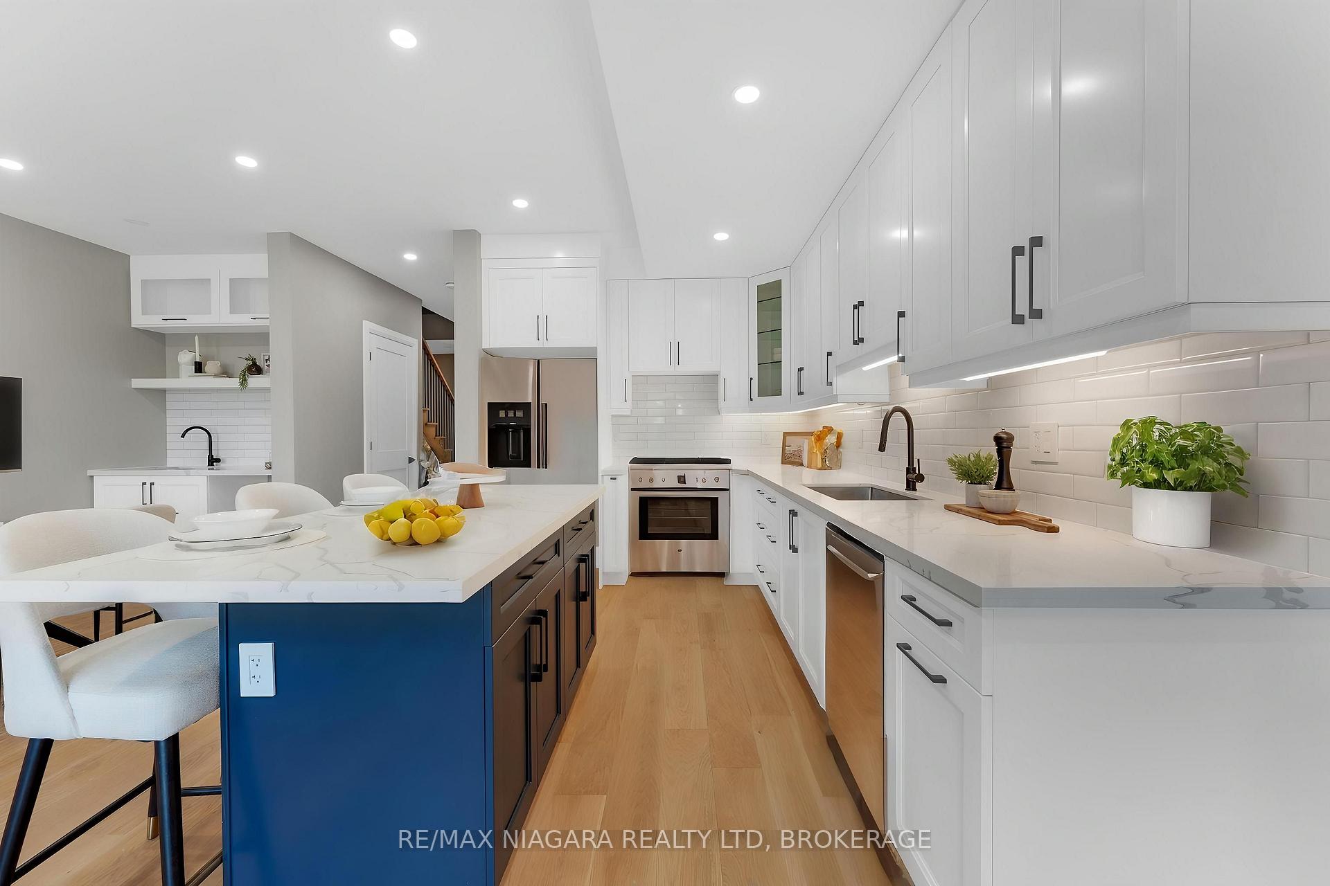 Photo 6 of Unit 101, 8900 Angie Drive, Niagara Falls, Forestview — HOMEH