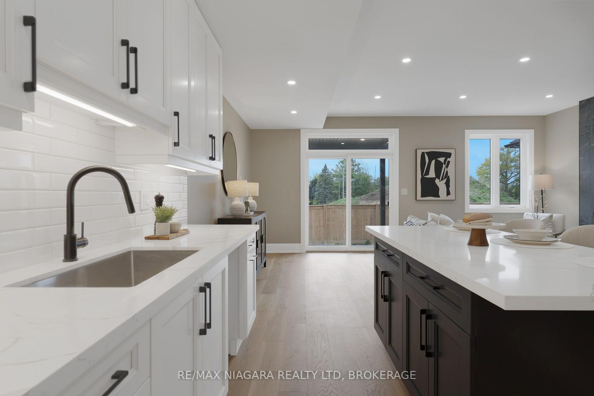 Photo 8 of Unit 101, 8900 Angie Drive, Niagara Falls, Forestview — HOMEH