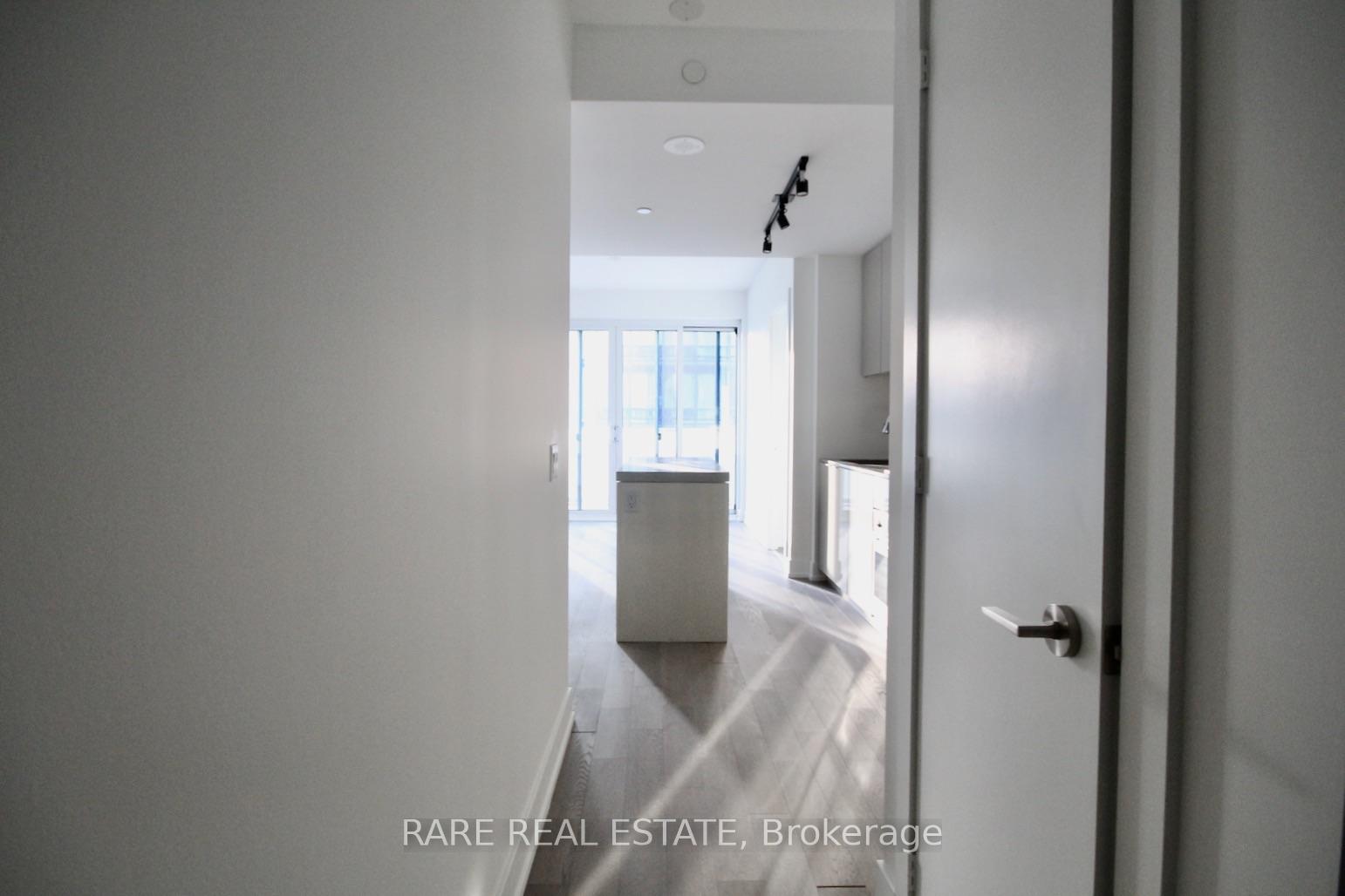 Photo 1 of Unit 1901, 7 Grenville Street, Toronto, Bay Street Corridor — HOMEH