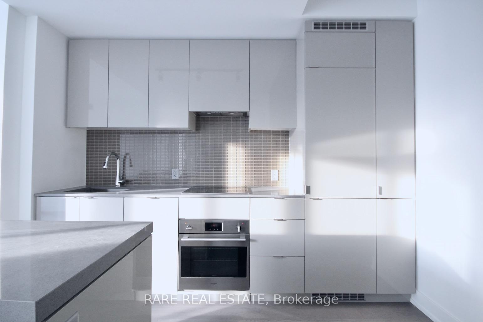 Photo 2 of Unit 1901, 7 Grenville Street, Toronto, Bay Street Corridor — HOMEH
