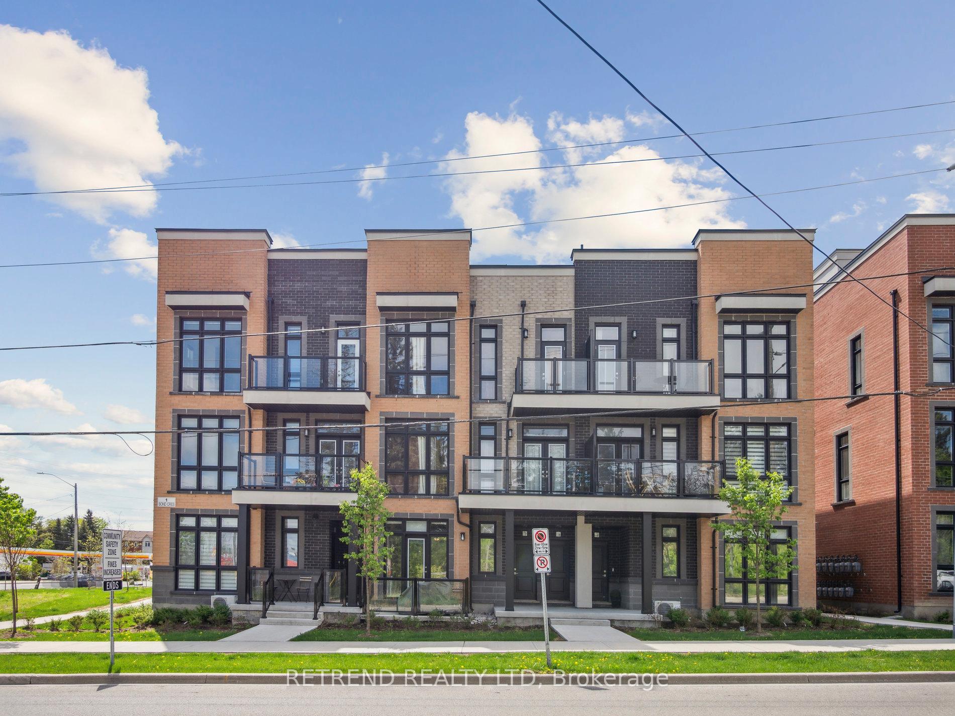 Photo 1 of Unit 9, 1 Bond Crescent, Richmond Hill, Oak Ridges — HOMEH