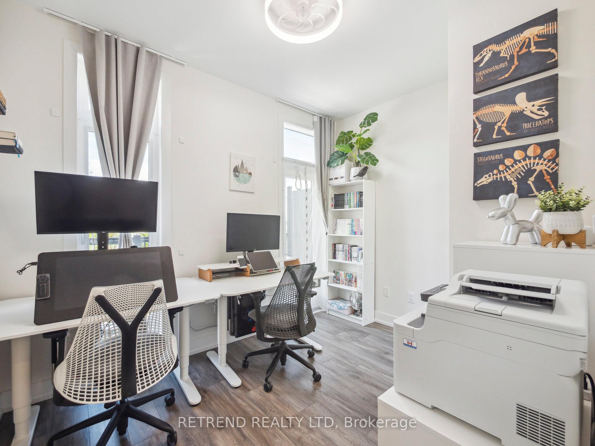 Photo 19 of Unit 9, 1 Bond Crescent, Richmond Hill, Oak Ridges — HOMEH