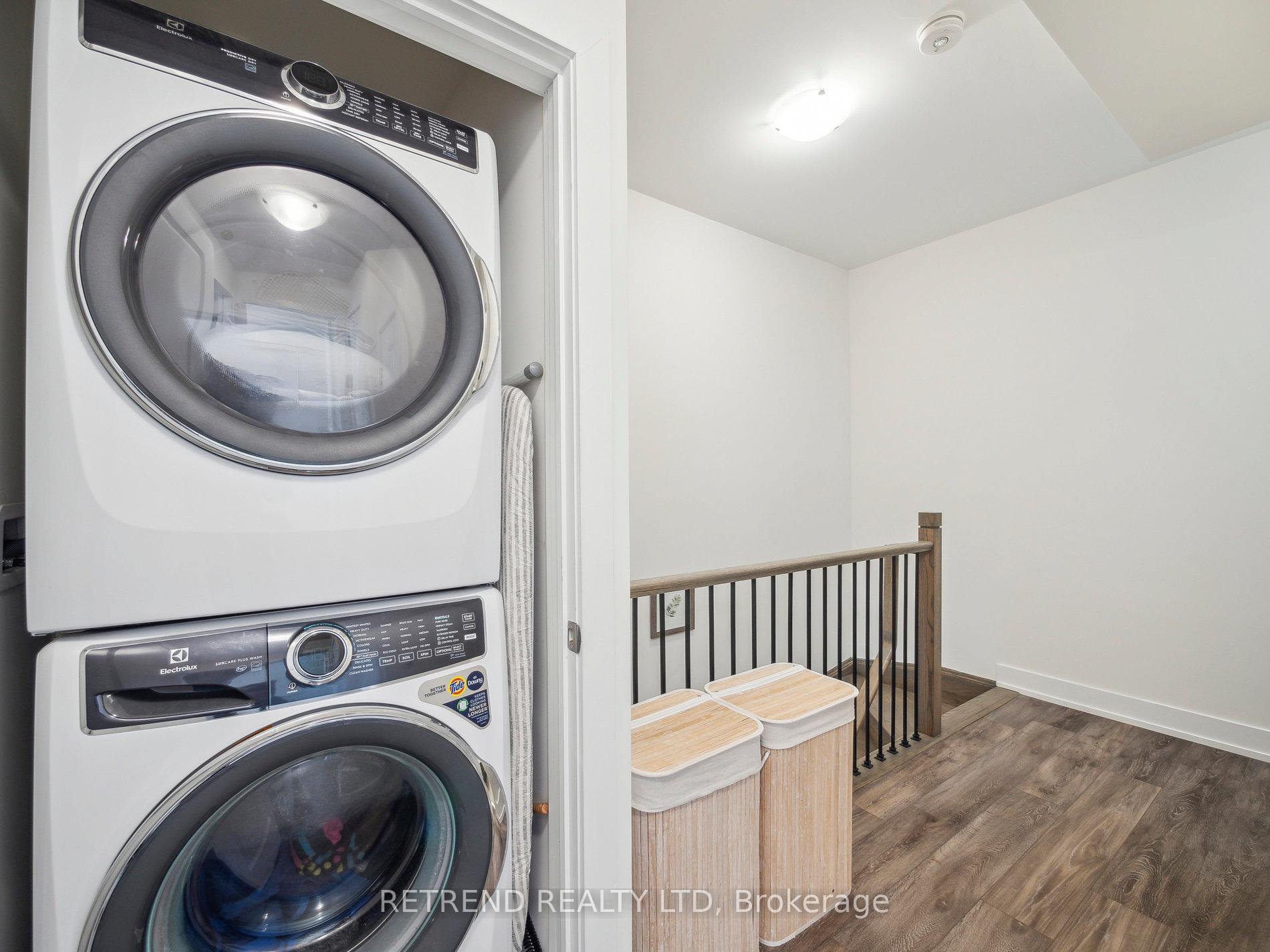 Photo 22 of Unit 9, 1 Bond Crescent, Richmond Hill, Oak Ridges — HOMEH