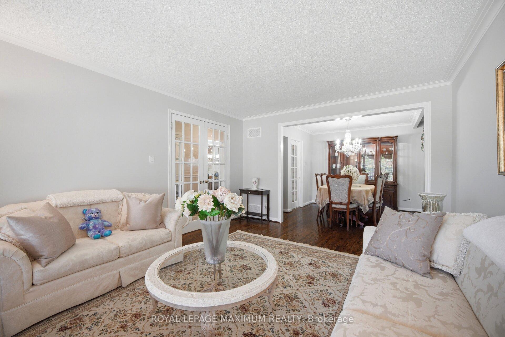Photo 8 of 255 John Street, North York, Weston — HOMEH