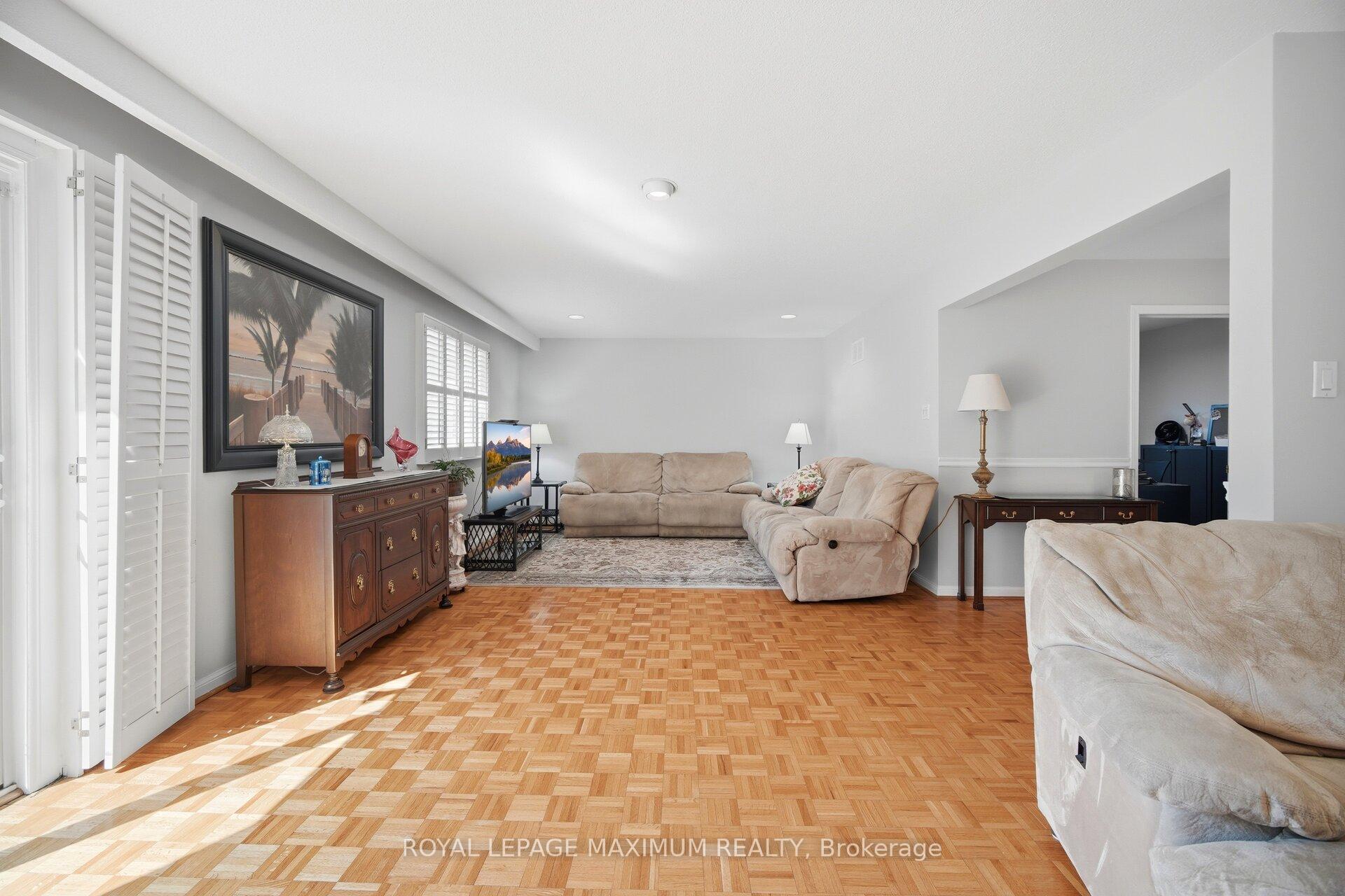 Photo 16 of 255 John Street, North York, Weston — HOMEH
