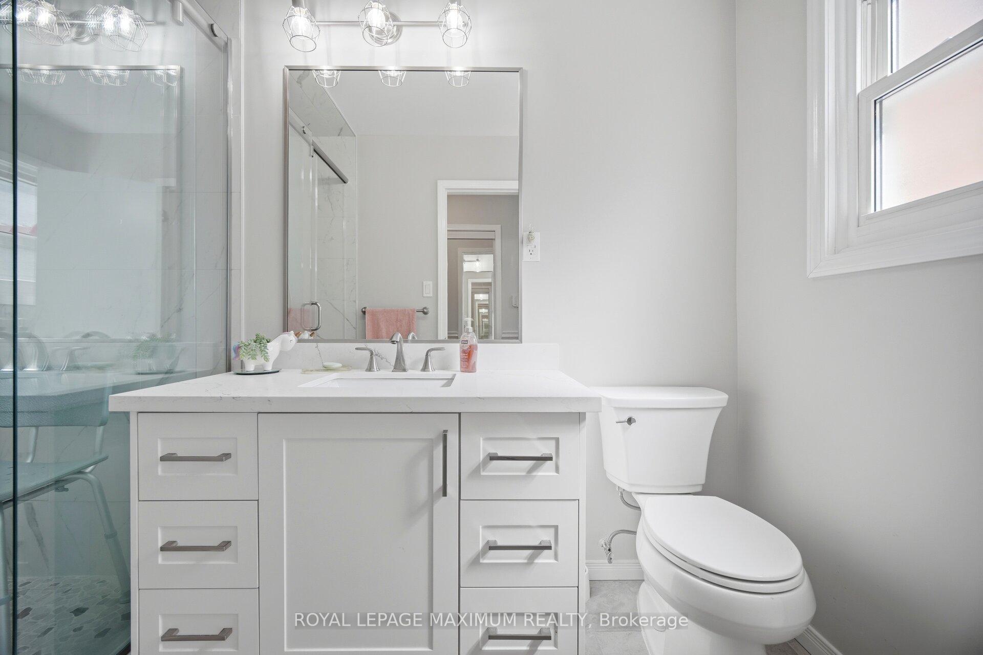 Photo 23 of 255 John Street, North York, Weston — HOMEH