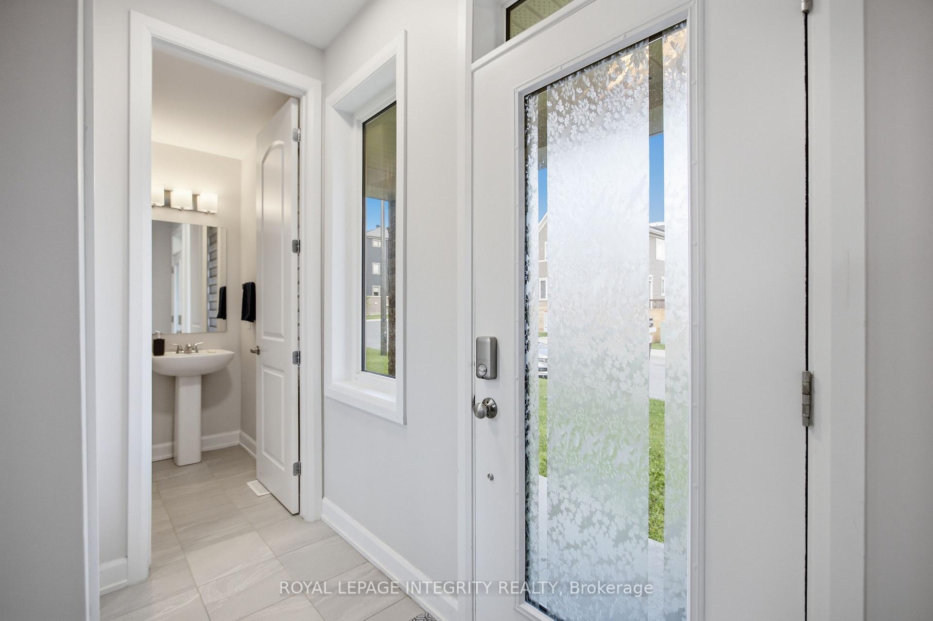 Photo 5 of 651 Chillerton Drive, Ottawa, Barrhaven - Half Moon Bay — HOMEH