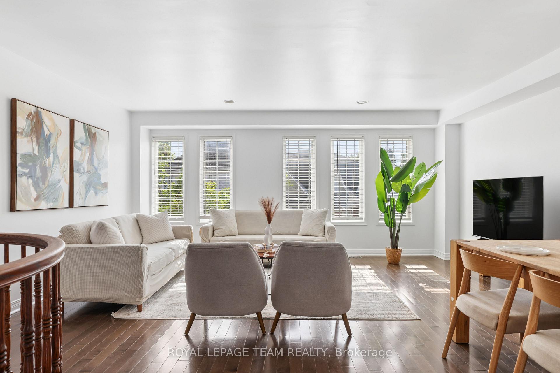 Photo 11 of 19 Great Oak Private, Ottawa, Riverview Park — HOMEH