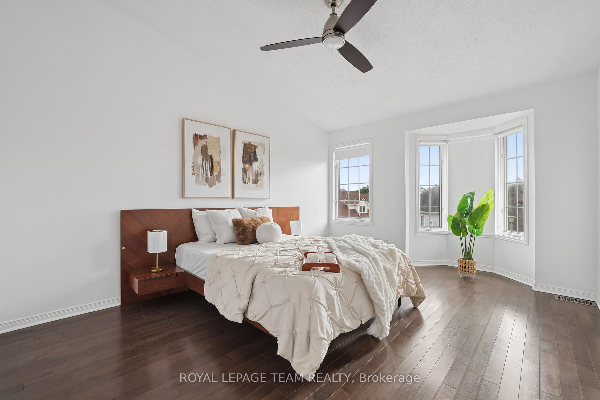Photo 23 of 19 Great Oak Private, Ottawa, Riverview Park — HOMEH