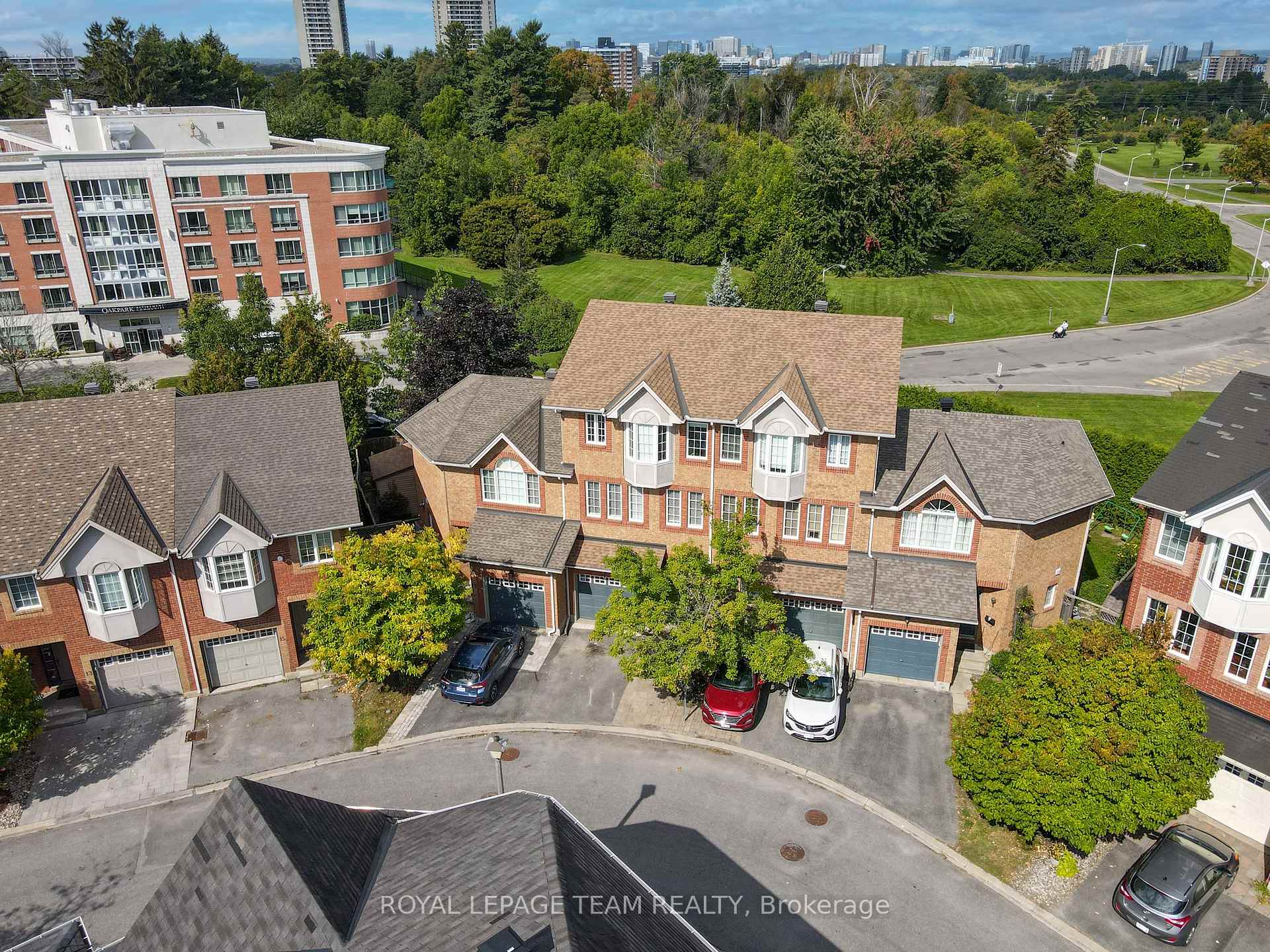 Photo 33 of 19 Great Oak Private, Ottawa, Riverview Park — HOMEH