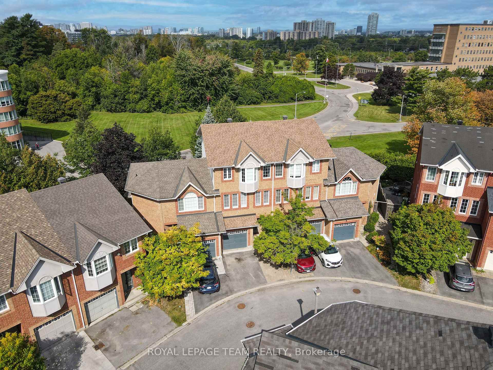 Photo 34 of 19 Great Oak Private, Ottawa, Riverview Park — HOMEH