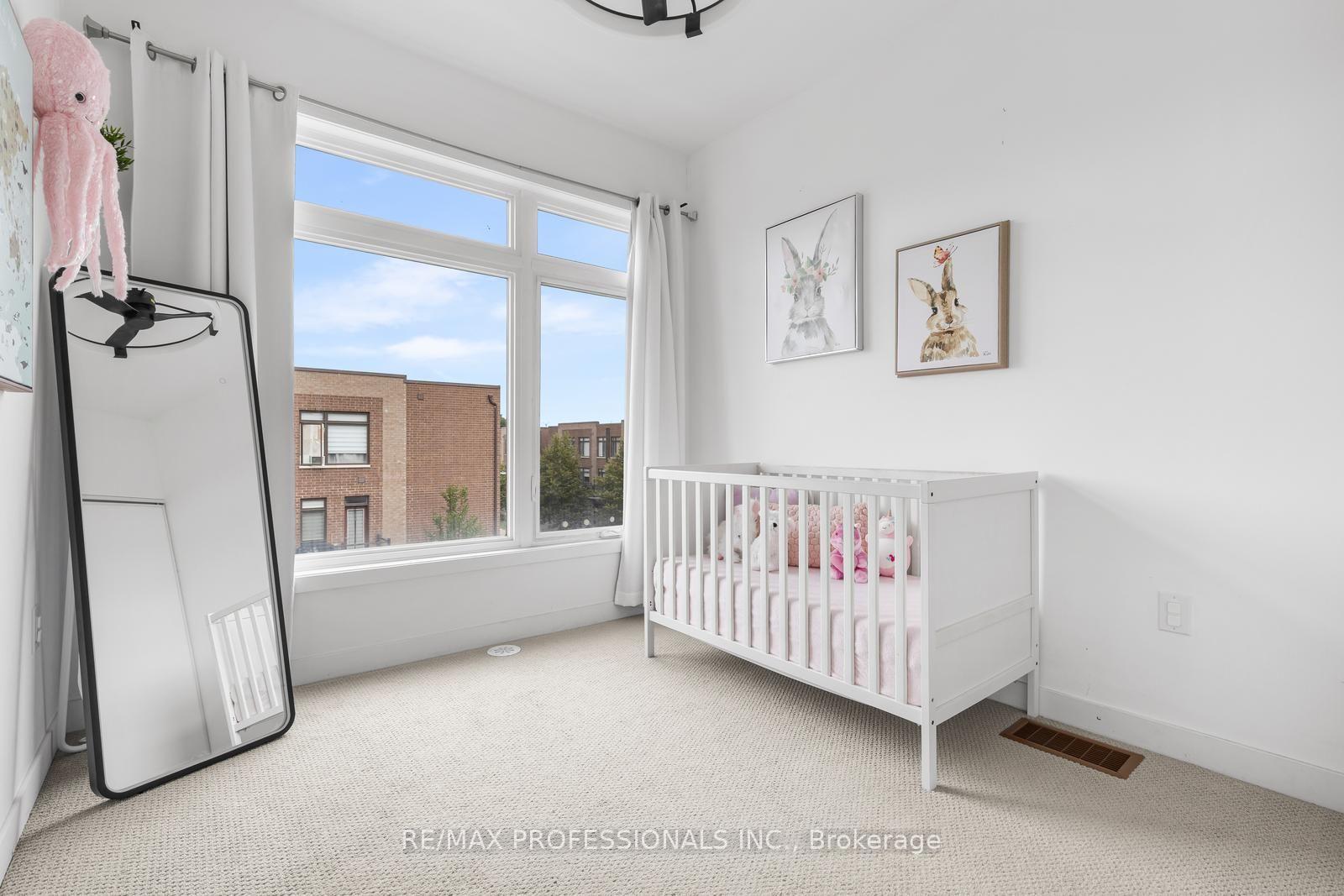 Photo 22 of 1 Lochlin Street, Vaughan, Vaughan Grove — HOMEH