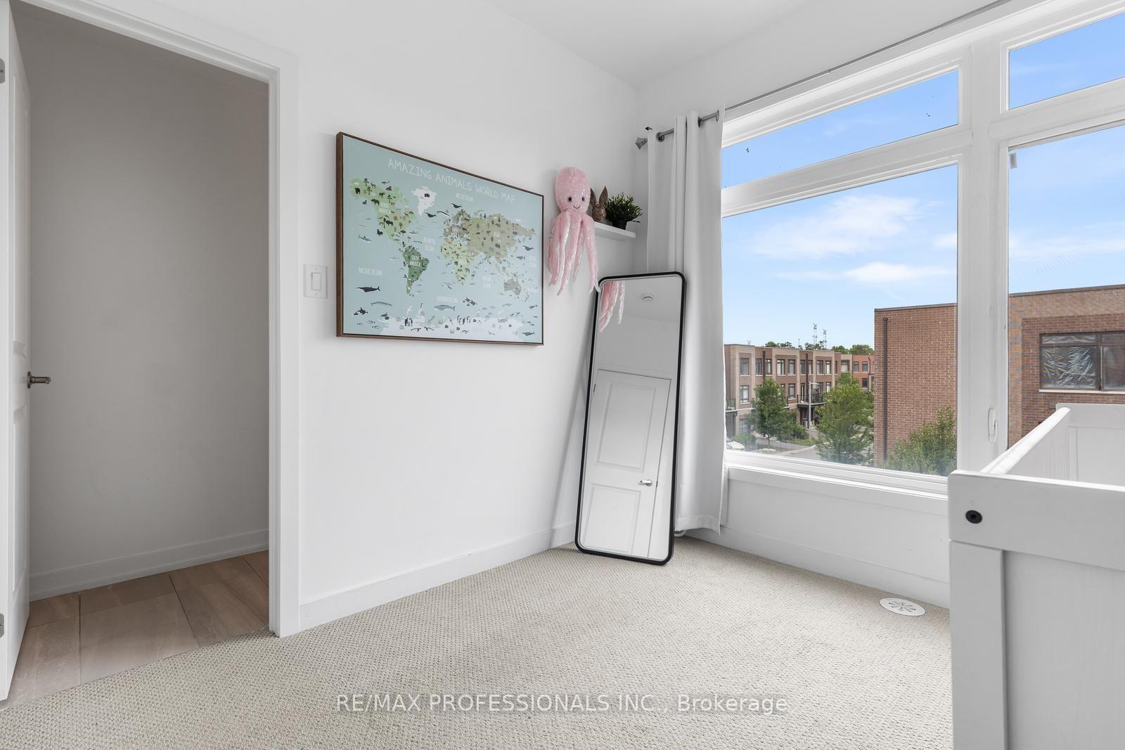 Photo 23 of 1 Lochlin Street, Vaughan, Vaughan Grove — HOMEH