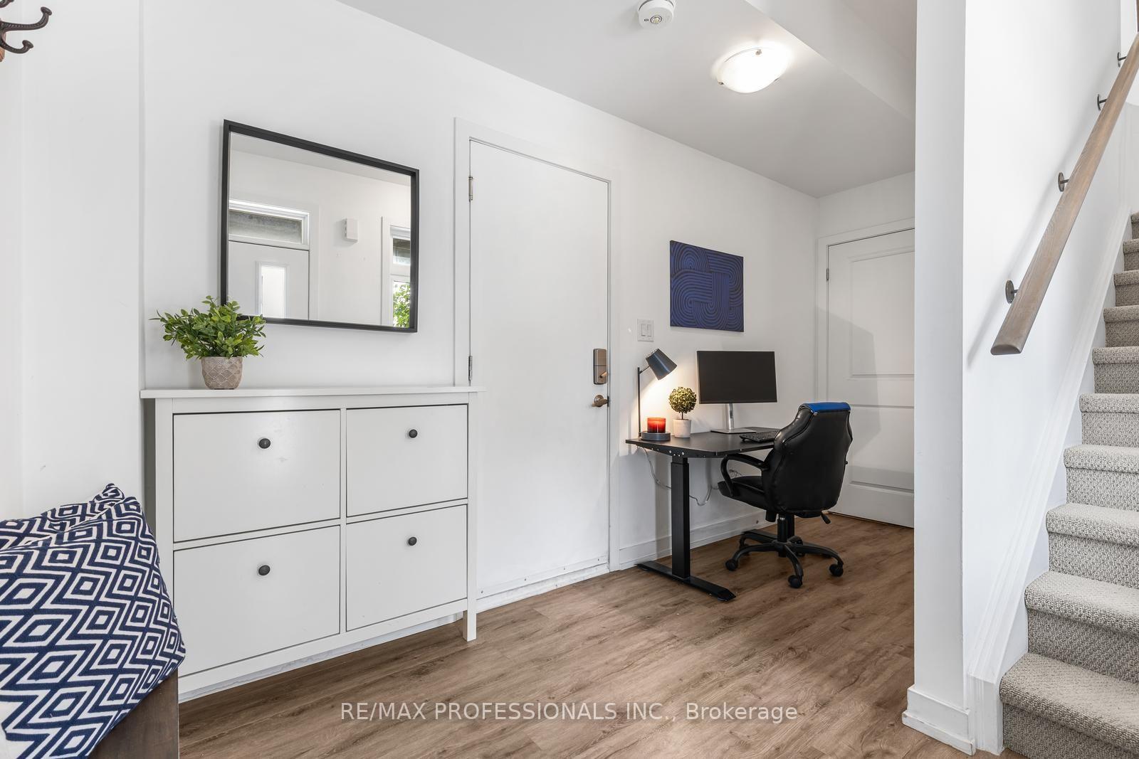 Photo 25 of 1 Lochlin Street, Vaughan, Vaughan Grove — HOMEH