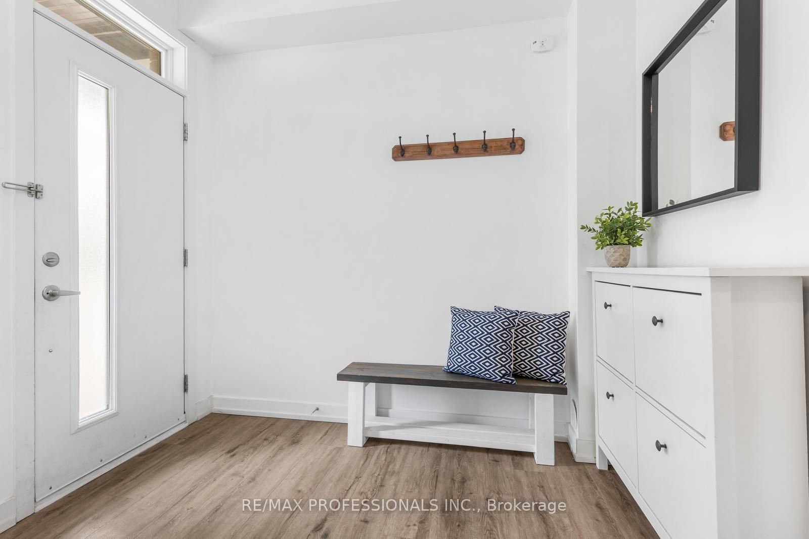 Photo 27 of 1 Lochlin Street, Vaughan, Vaughan Grove — HOMEH