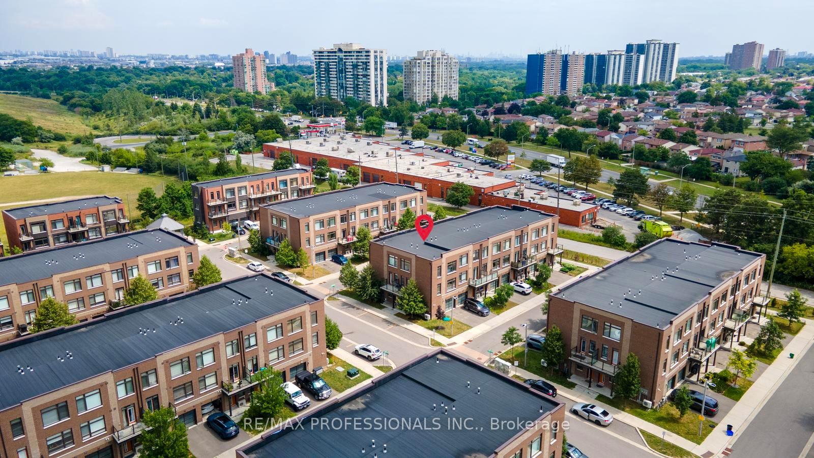 Photo 28 of 1 Lochlin Street, Vaughan, Vaughan Grove — HOMEH