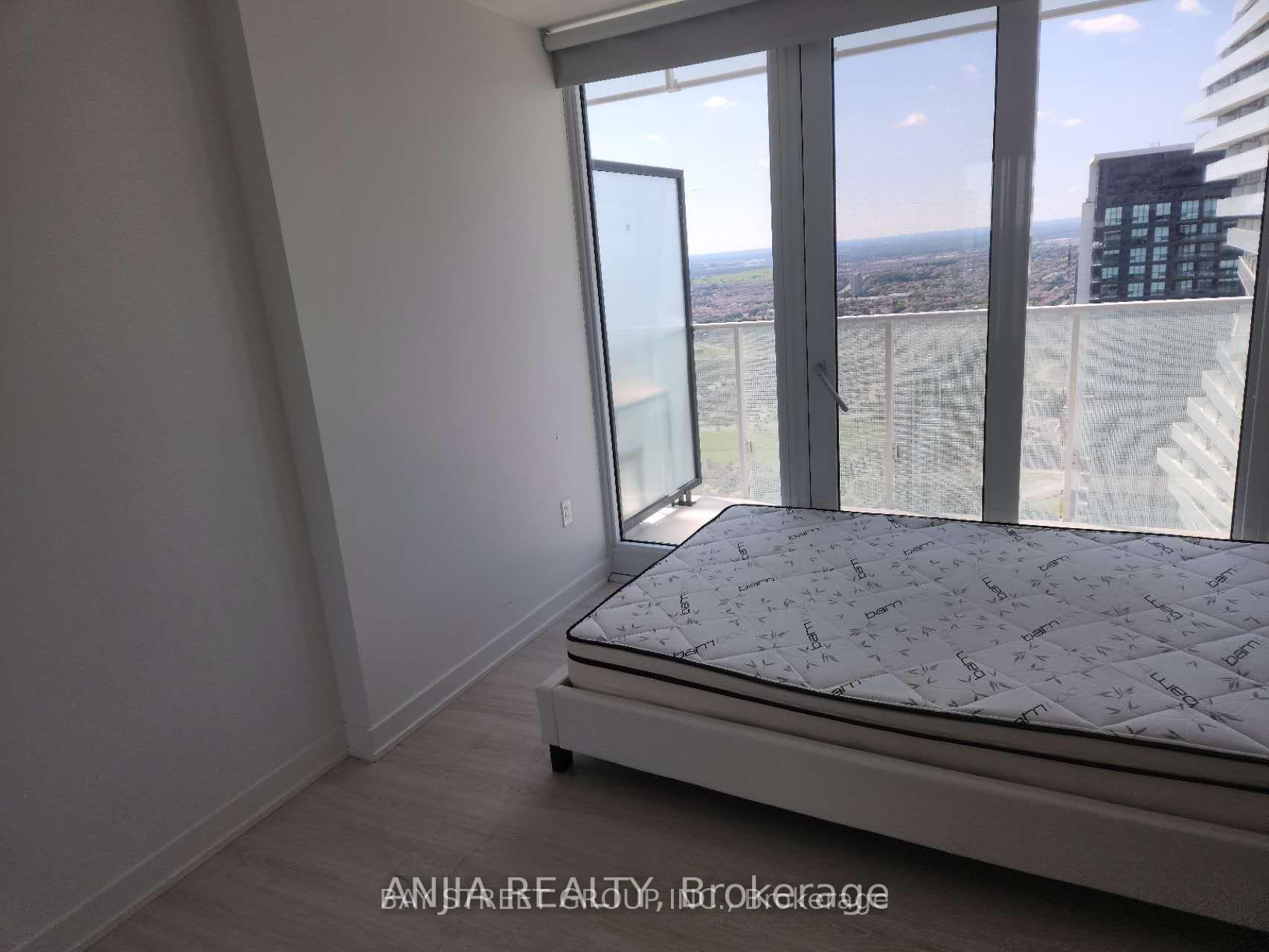 Photo 7 of Unit 4801, 3883 quartz Road, Mississauga, City Centre — HOMEH