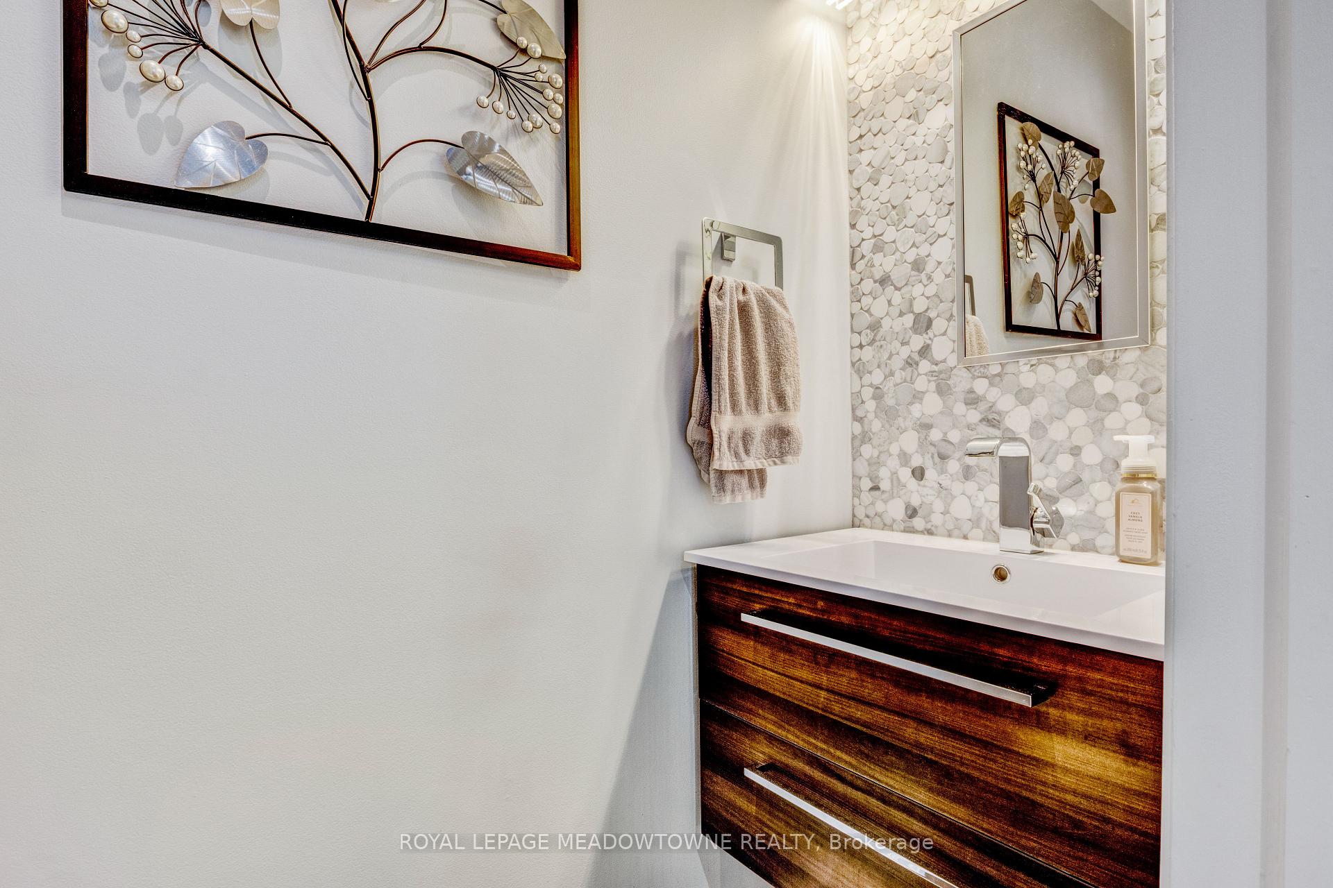 Photo 17 of 116 Dixon Drive, Milton, Dempsey — HOMEH