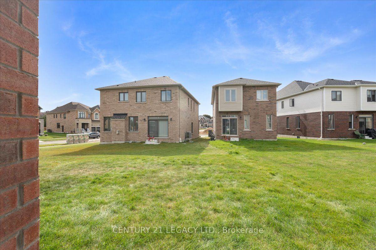 Photo 32 of 12 Shrubsall Street, Cambridge, Clemens Mills/Saginaw — HOMEH