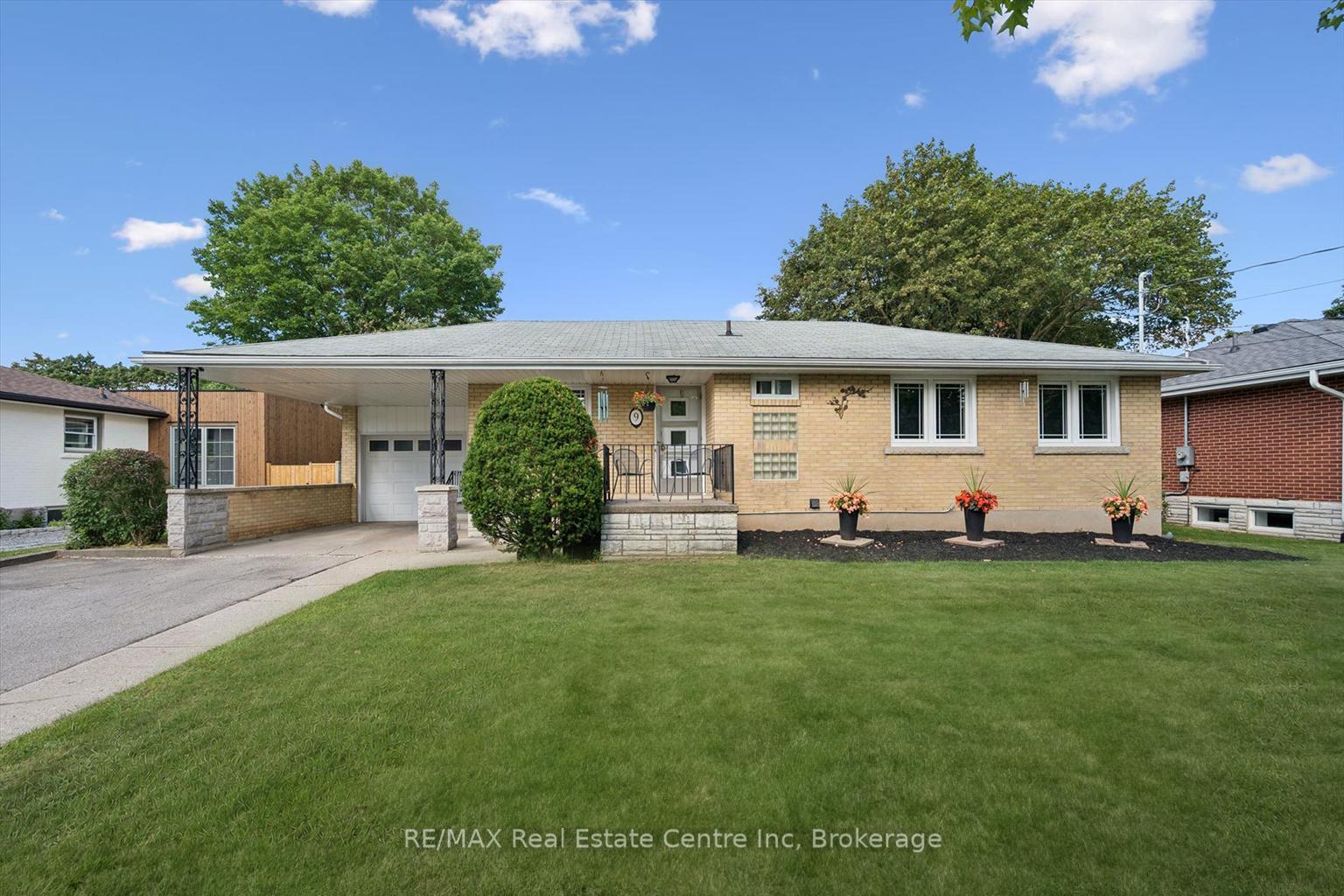 Photo 2 of 9 Hamel Avenue, Guelph, Exhibition Park — HOMEH