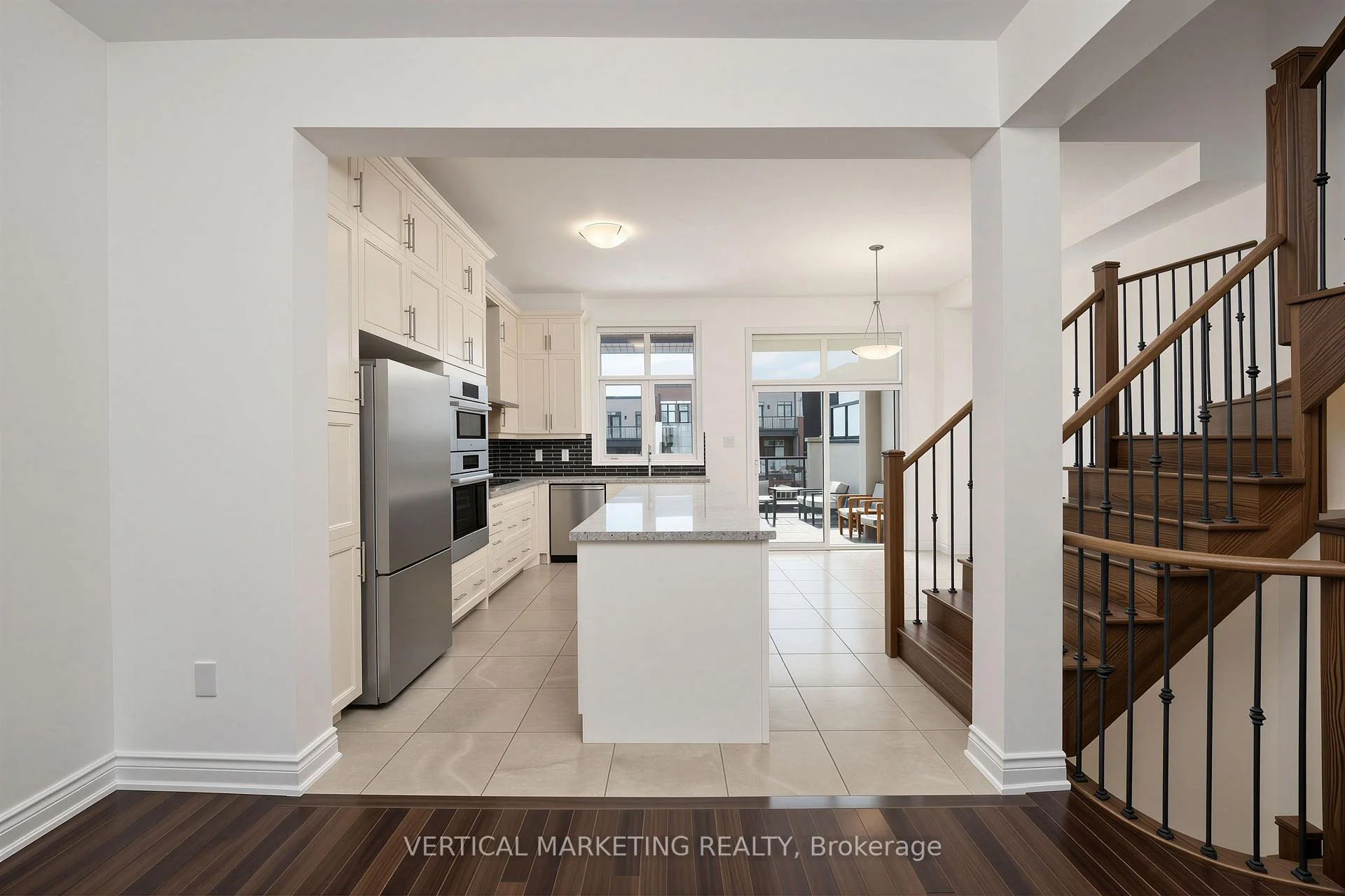 Photo 15 of 587 Marc Santi Boulevard, Vaughan, Patterson — HOMEH
