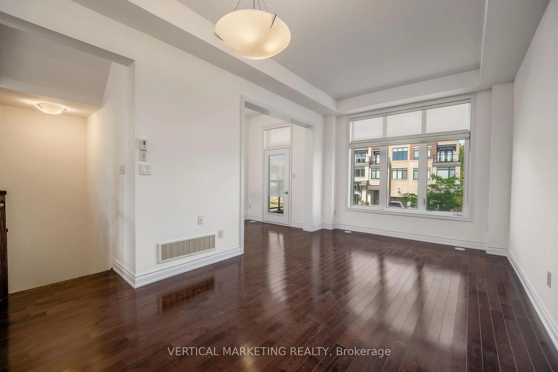 Photo 18 of 587 Marc Santi Boulevard, Vaughan, Patterson — HOMEH