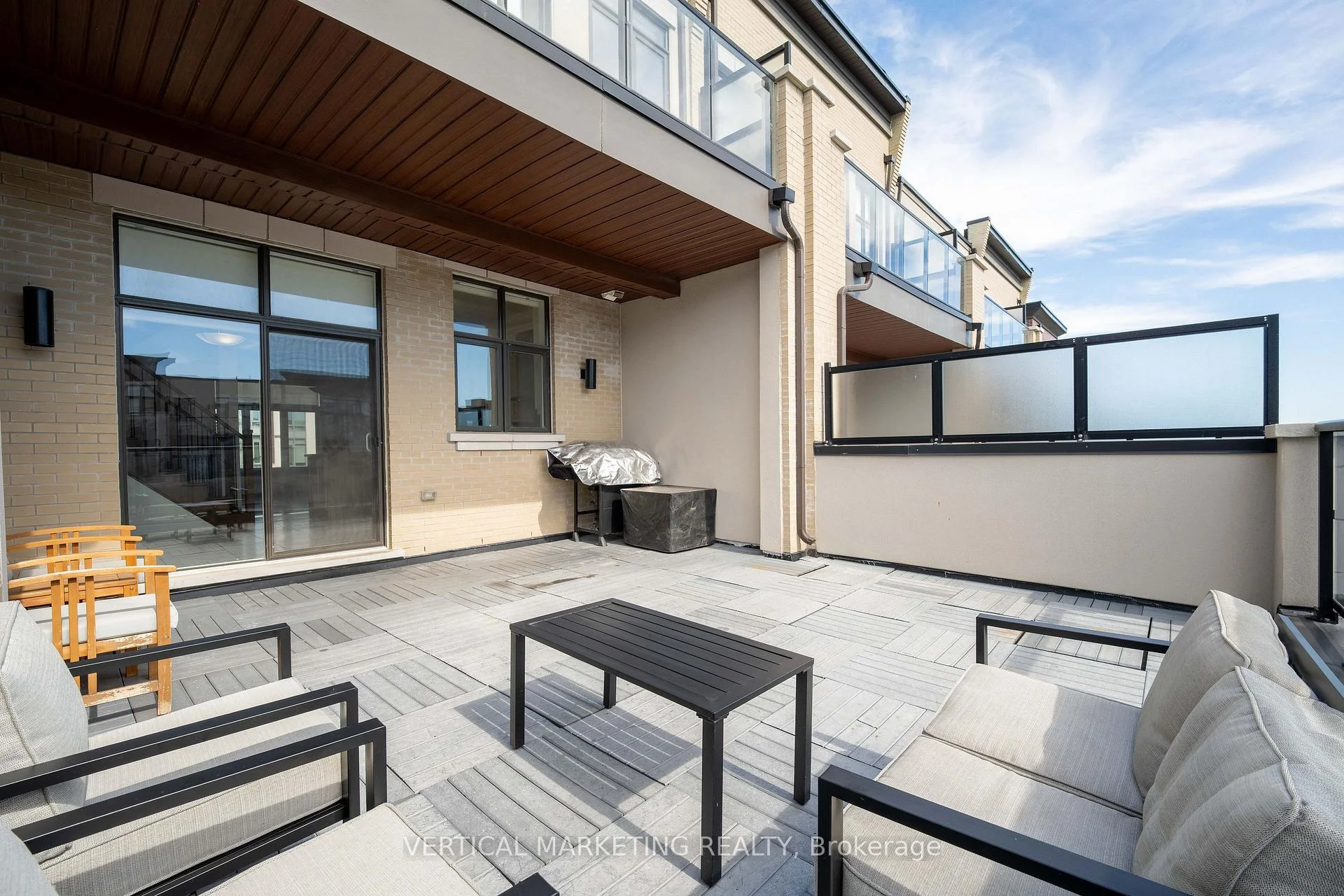 Photo 23 of 587 Marc Santi Boulevard, Vaughan, Patterson — HOMEH