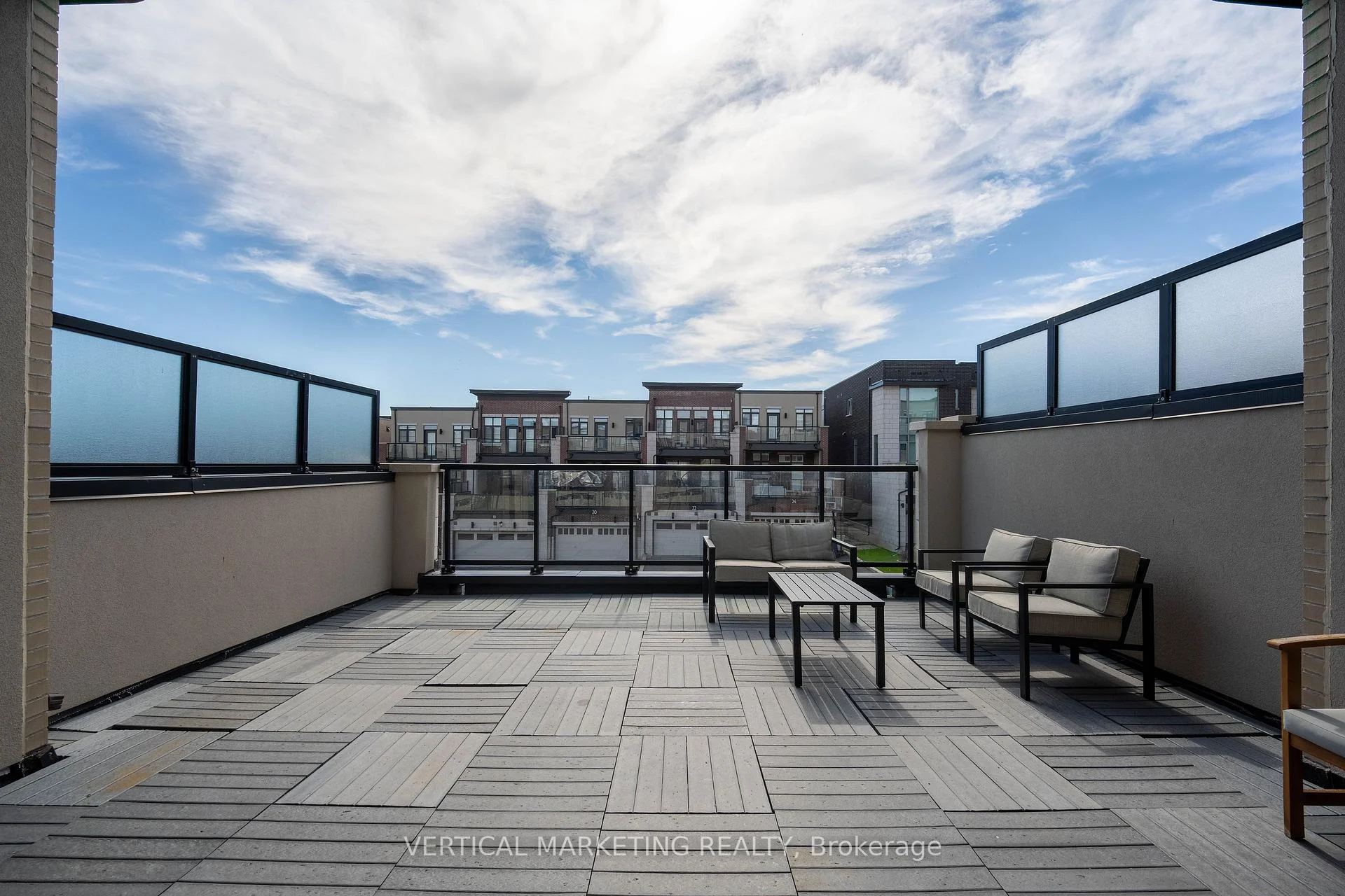 Photo 26 of 587 Marc Santi Boulevard, Vaughan, Patterson — HOMEH