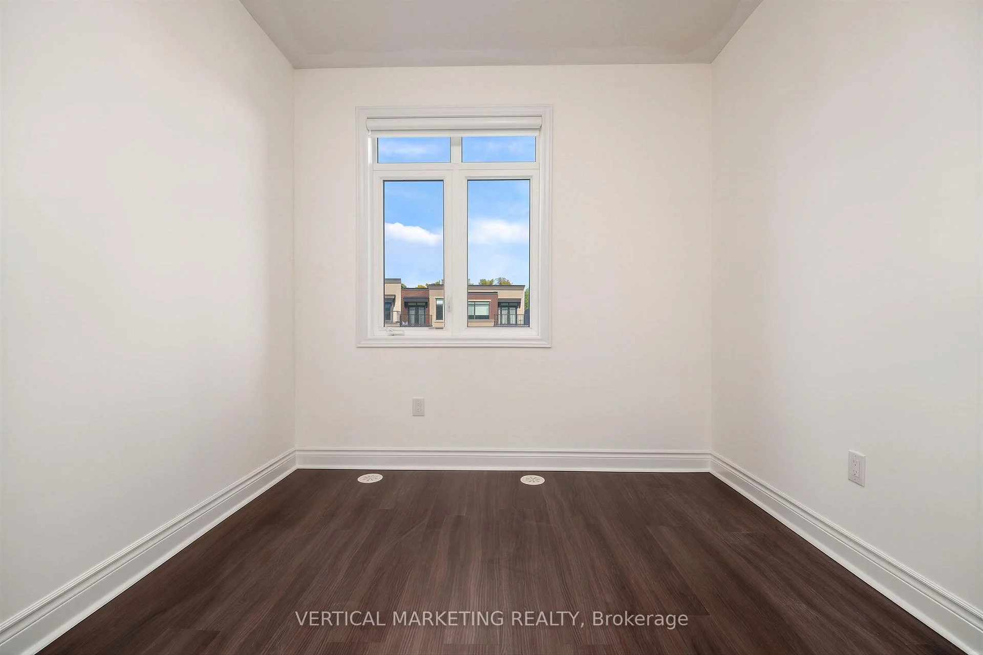 Photo 40 of 587 Marc Santi Boulevard, Vaughan, Patterson — HOMEH
