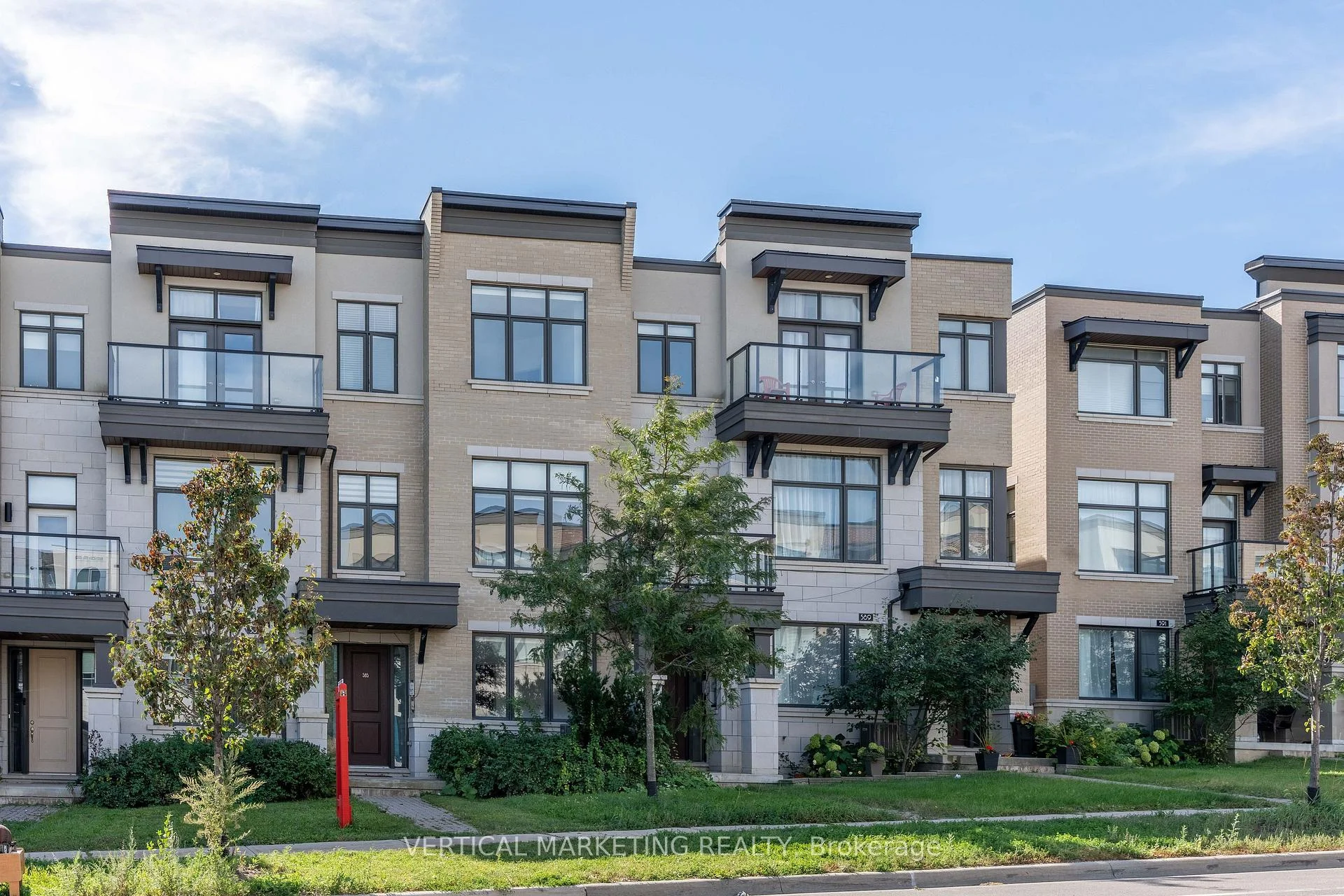 Photo 44 of 587 Marc Santi Boulevard, Vaughan, Patterson — HOMEH
