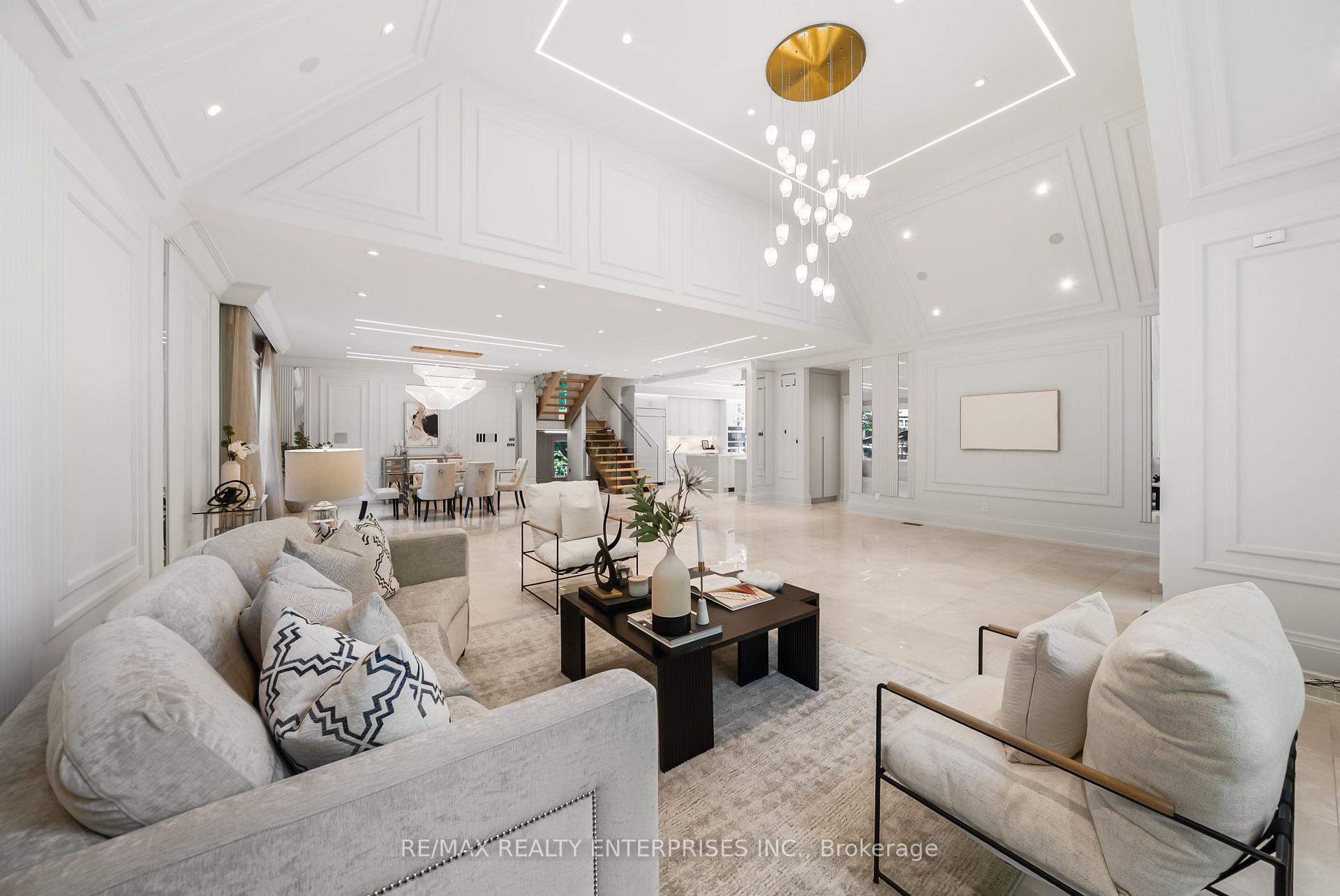 Photo 8 of 3168 Lakeshore Road W, Oakville, Bronte — HOMEH