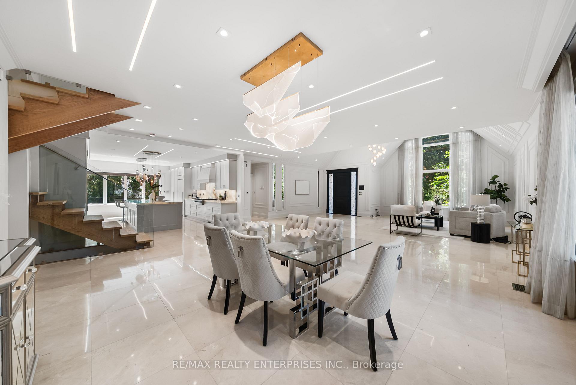 Photo 11 of 3168 Lakeshore Road W, Oakville, Bronte — HOMEH