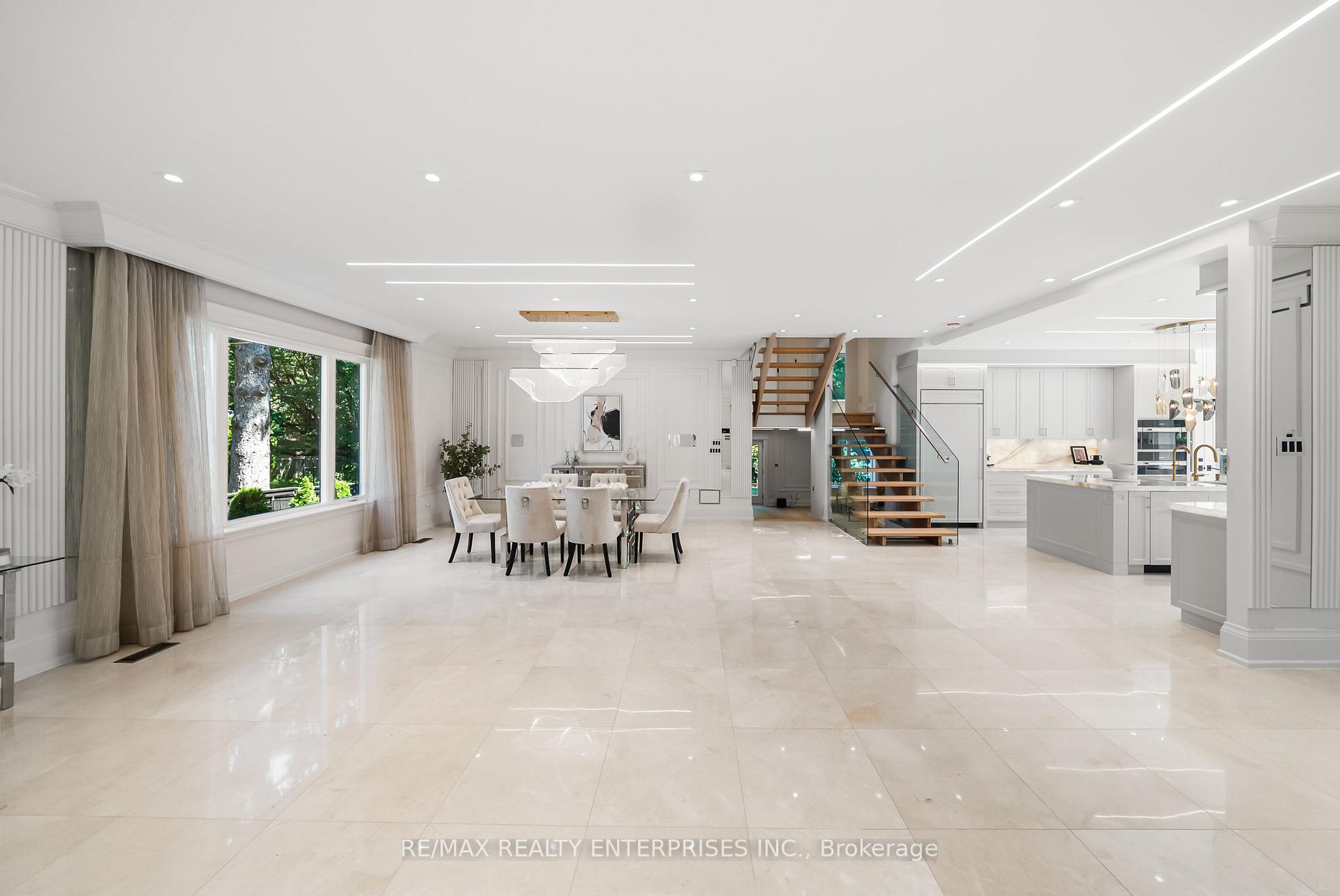 Photo 12 of 3168 Lakeshore Road W, Oakville, Bronte — HOMEH