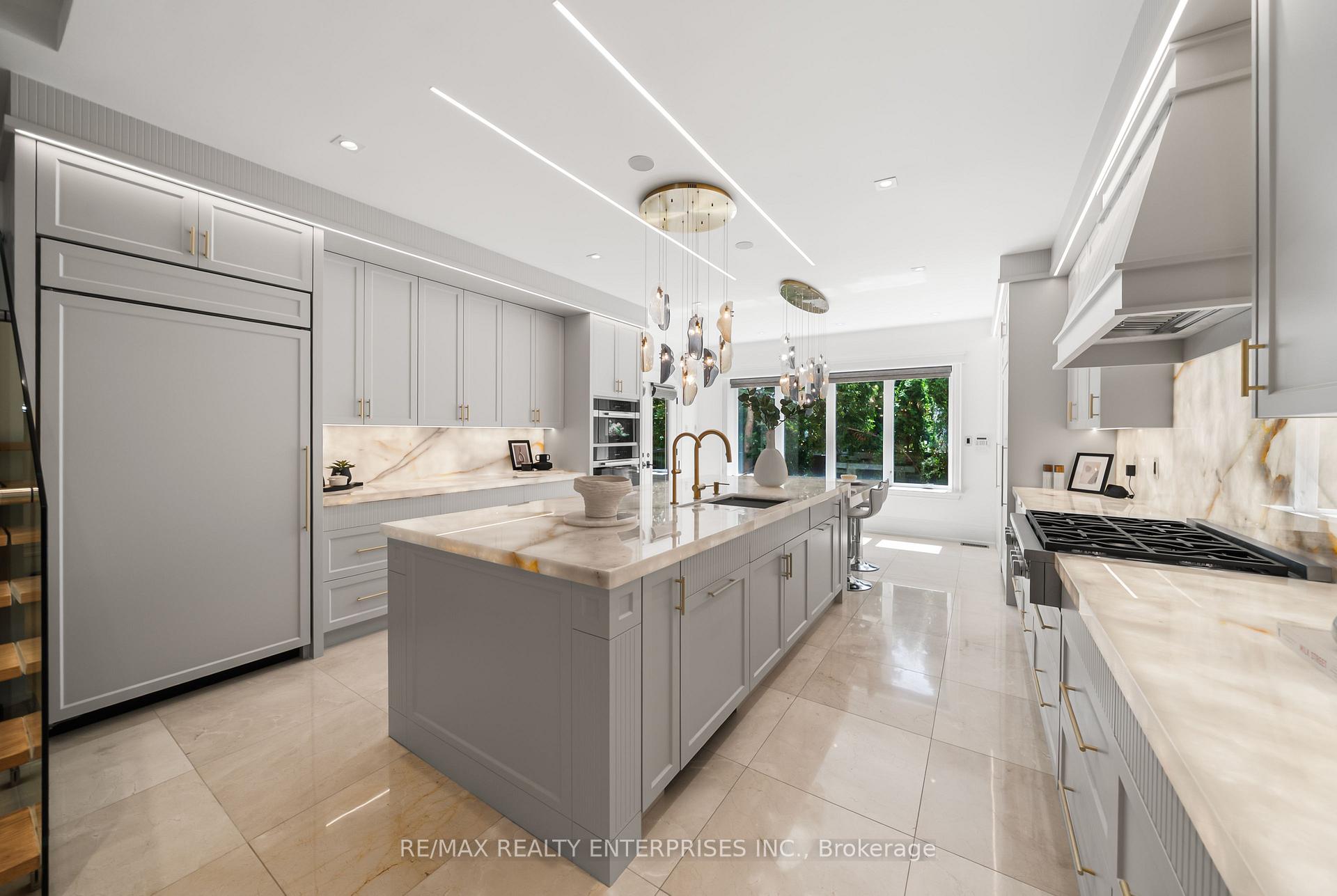 Photo 14 of 3168 Lakeshore Road W, Oakville, Bronte — HOMEH