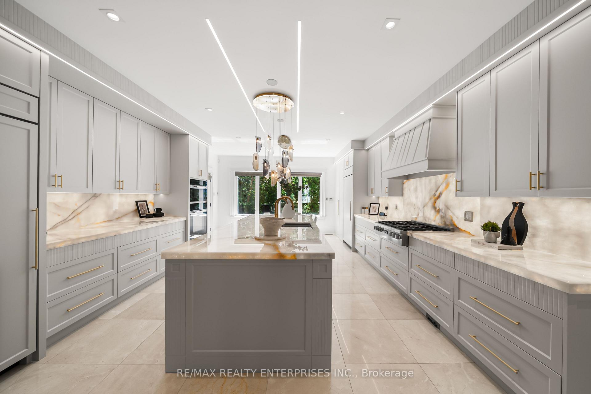 Photo 15 of 3168 Lakeshore Road W, Oakville, Bronte — HOMEH