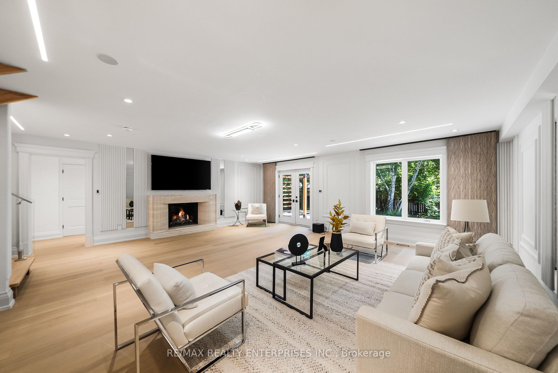Photo 20 of 3168 Lakeshore Road W, Oakville, Bronte — HOMEH