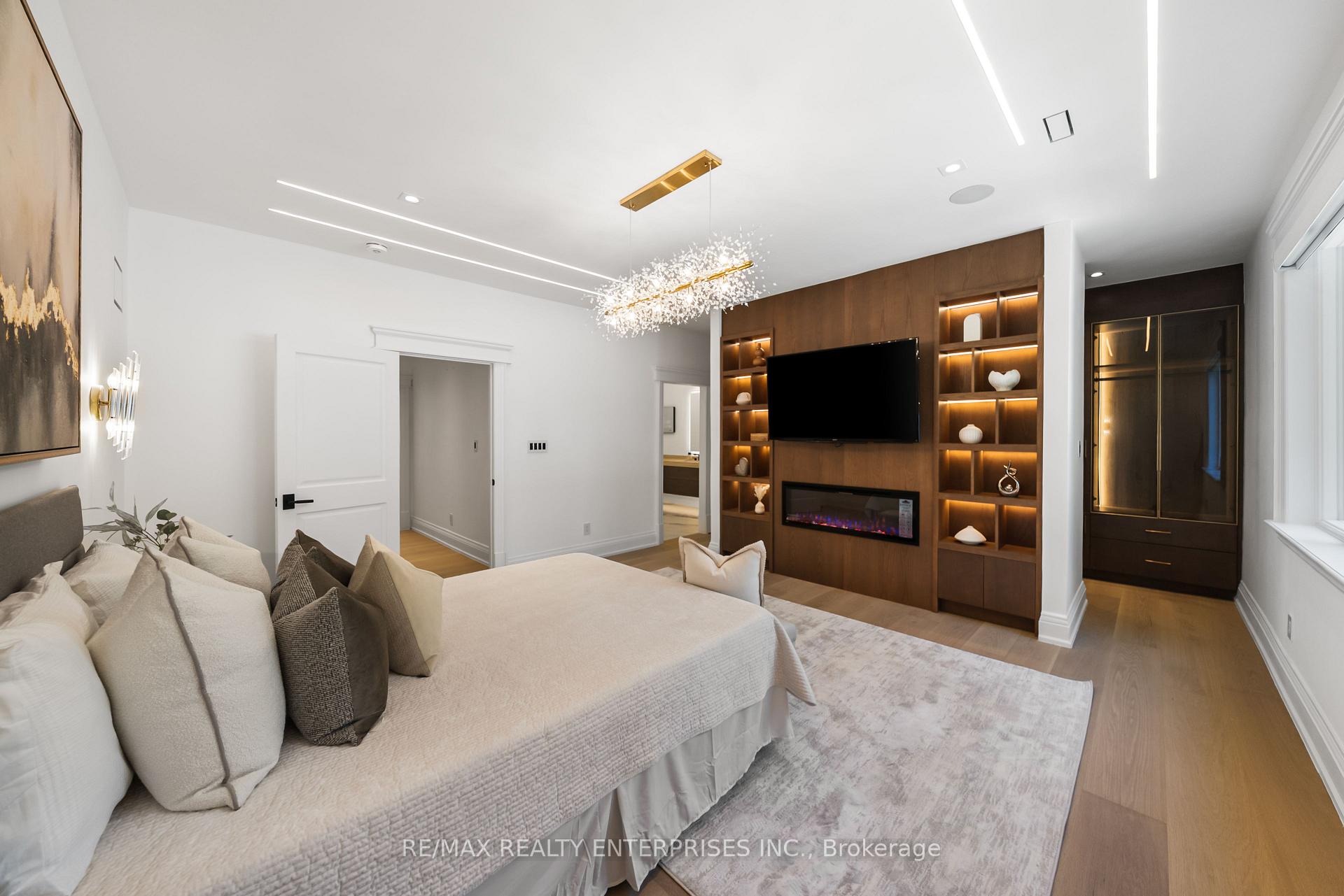 Photo 26 of 3168 Lakeshore Road W, Oakville, Bronte — HOMEH