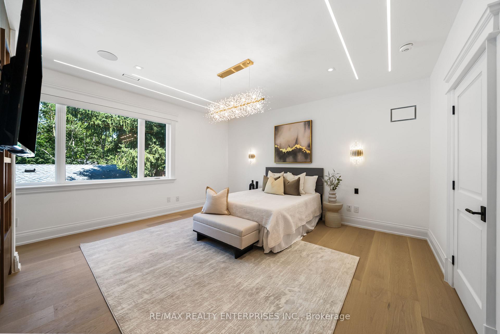 Photo 27 of 3168 Lakeshore Road W, Oakville, Bronte — HOMEH