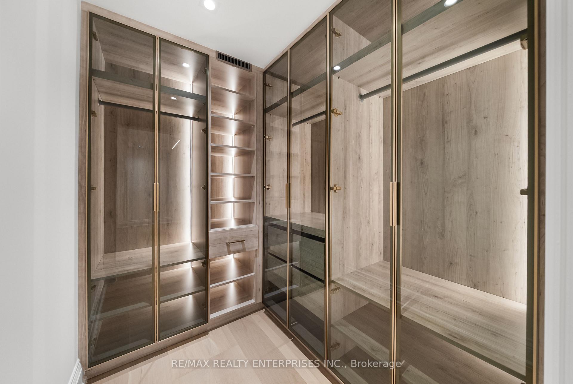 Photo 40 of 3168 Lakeshore Road W, Oakville, Bronte — HOMEH