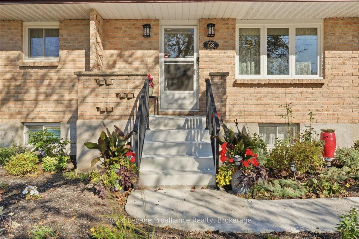 Photo 5 of 68 Tracey Street, Belleville, Belleville Ward — HOMEH