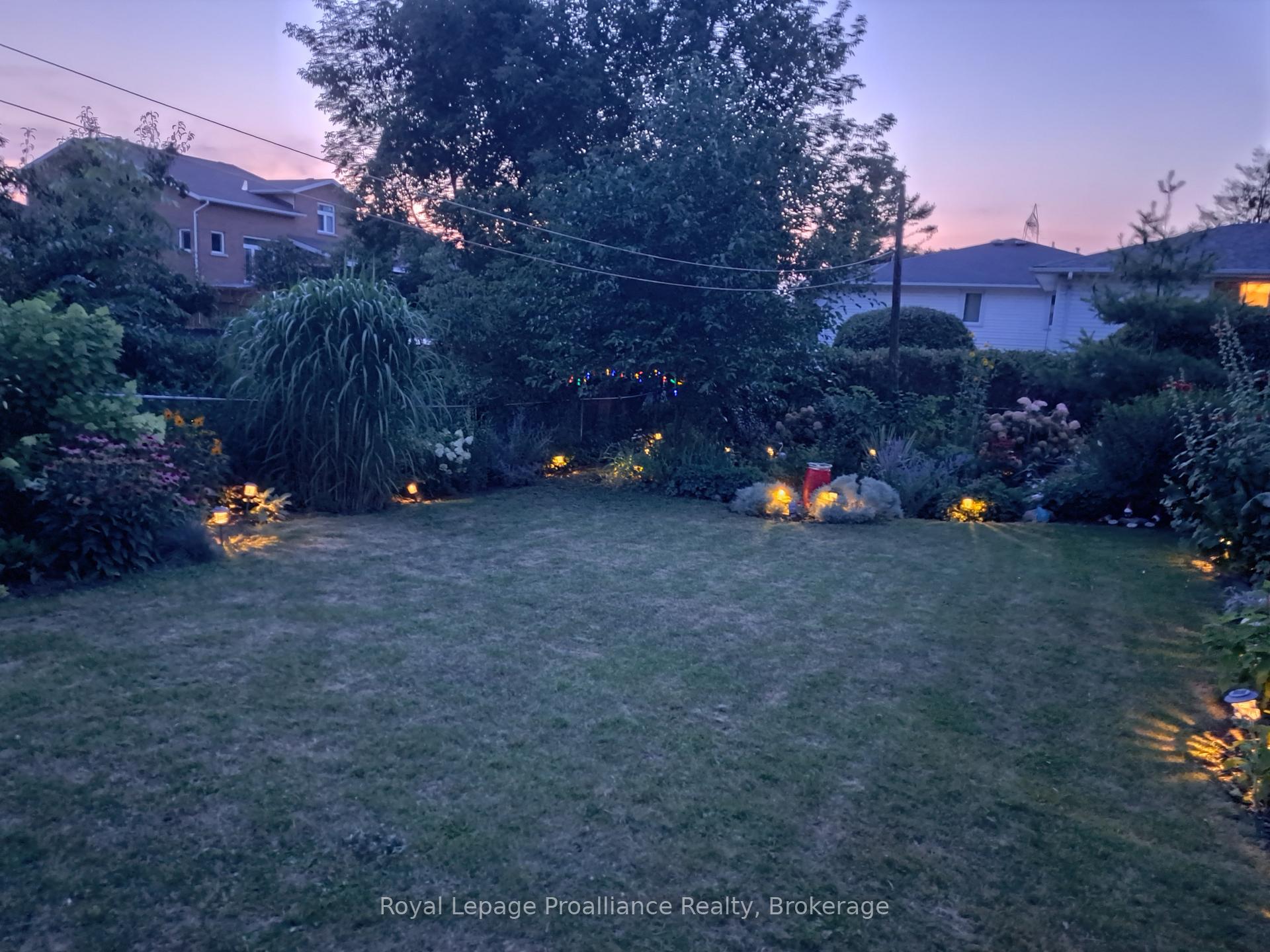 Photo 37 of 68 Tracey Street, Belleville, Belleville Ward — HOMEH