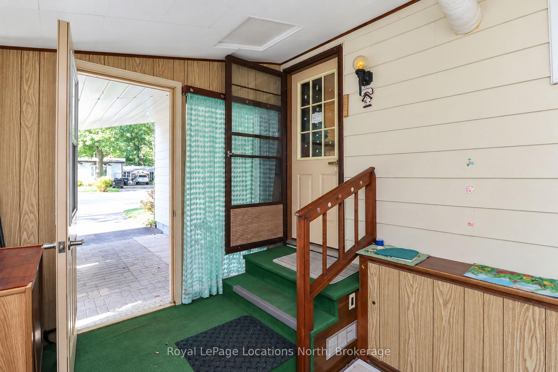Photo 16 of 16 Sinclair Avenue S, Wasaga Beach — HOMEH