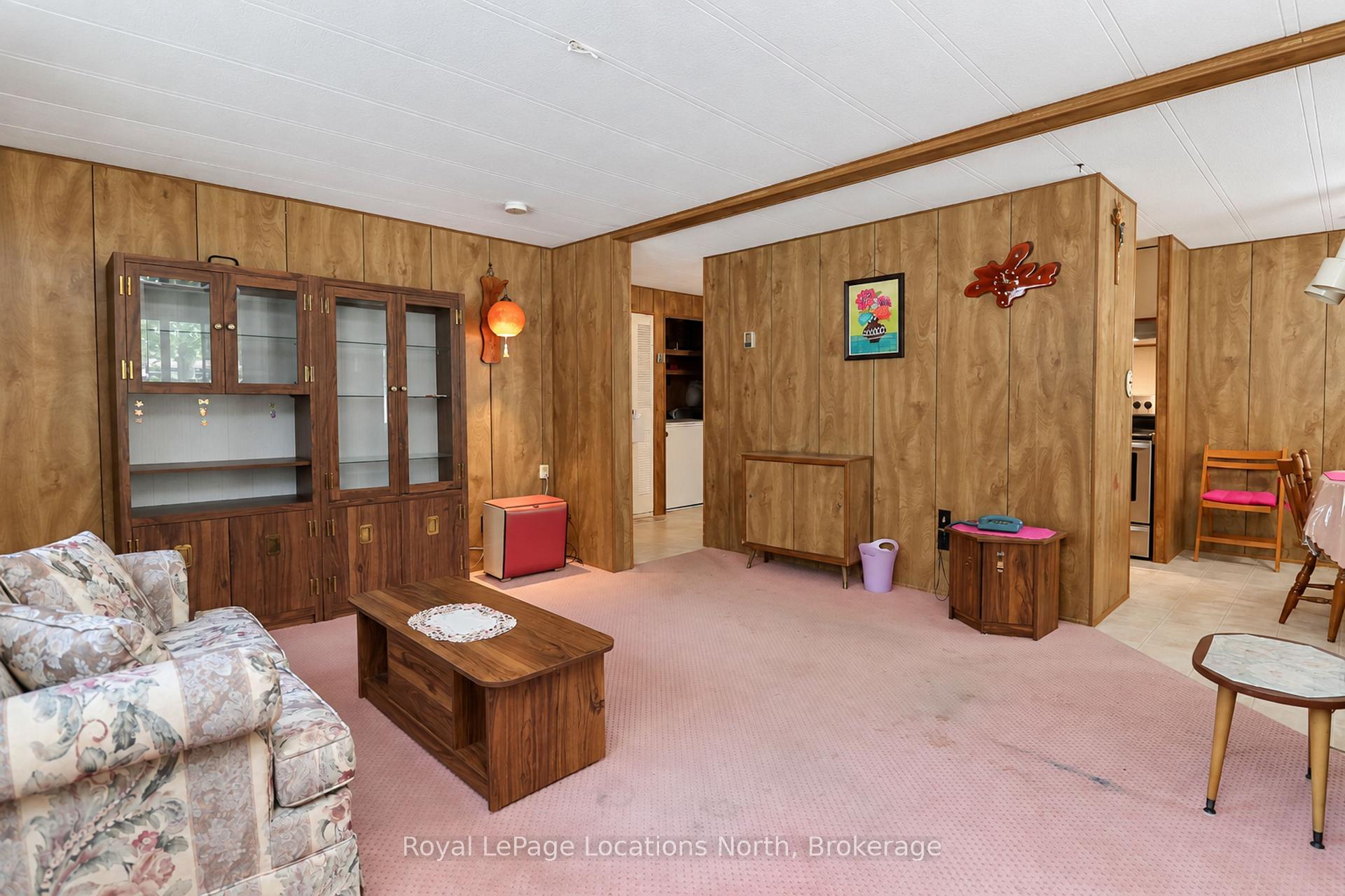 Photo 26 of 16 Sinclair Avenue S, Wasaga Beach — HOMEH