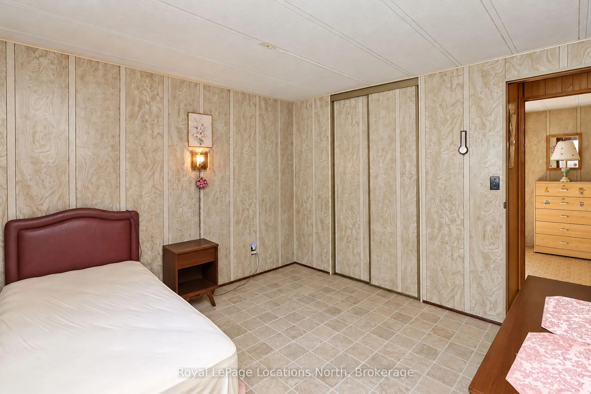 Photo 30 of 16 Sinclair Avenue S, Wasaga Beach — HOMEH