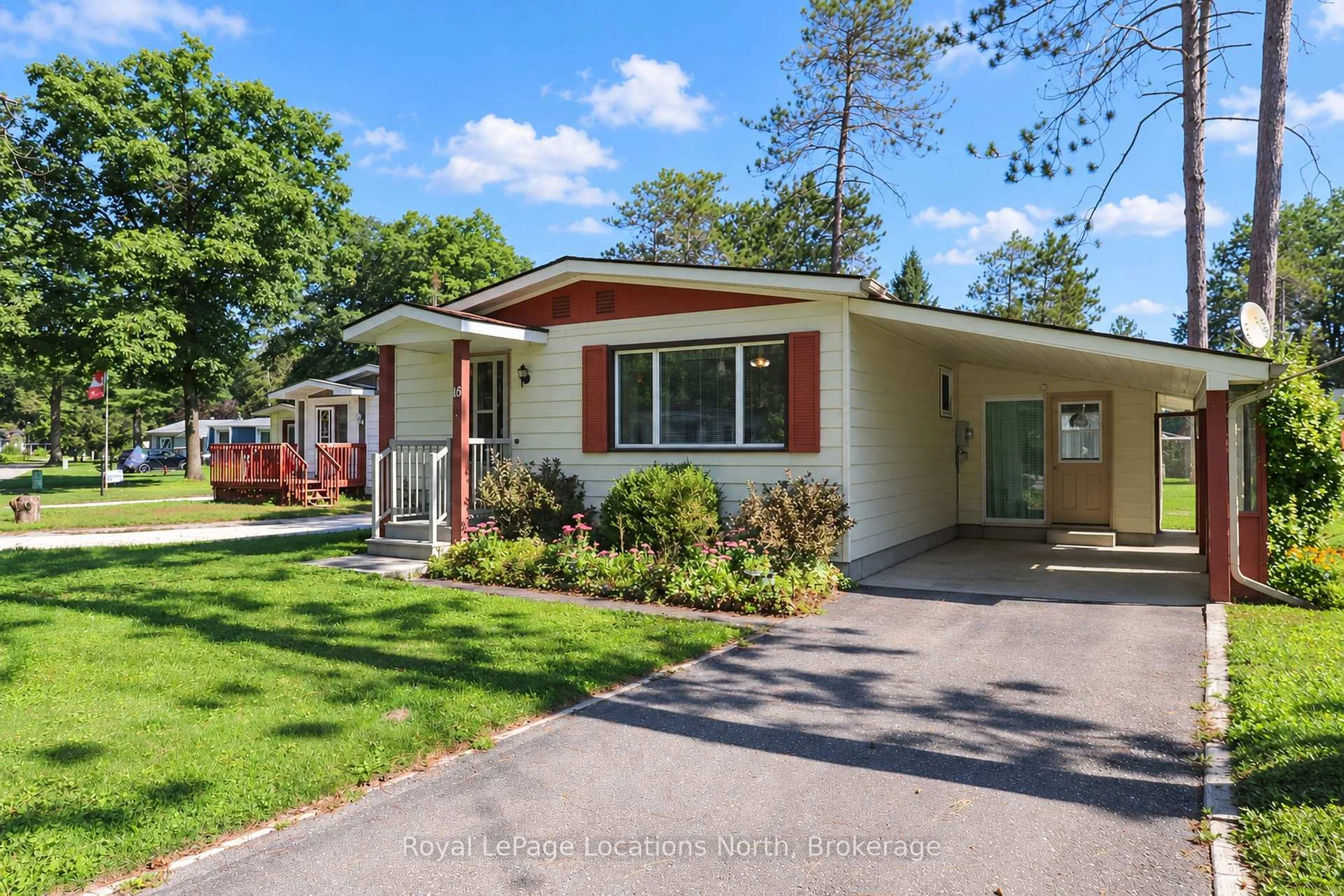Photo 38 of 16 Sinclair Avenue S, Wasaga Beach — HOMEH
