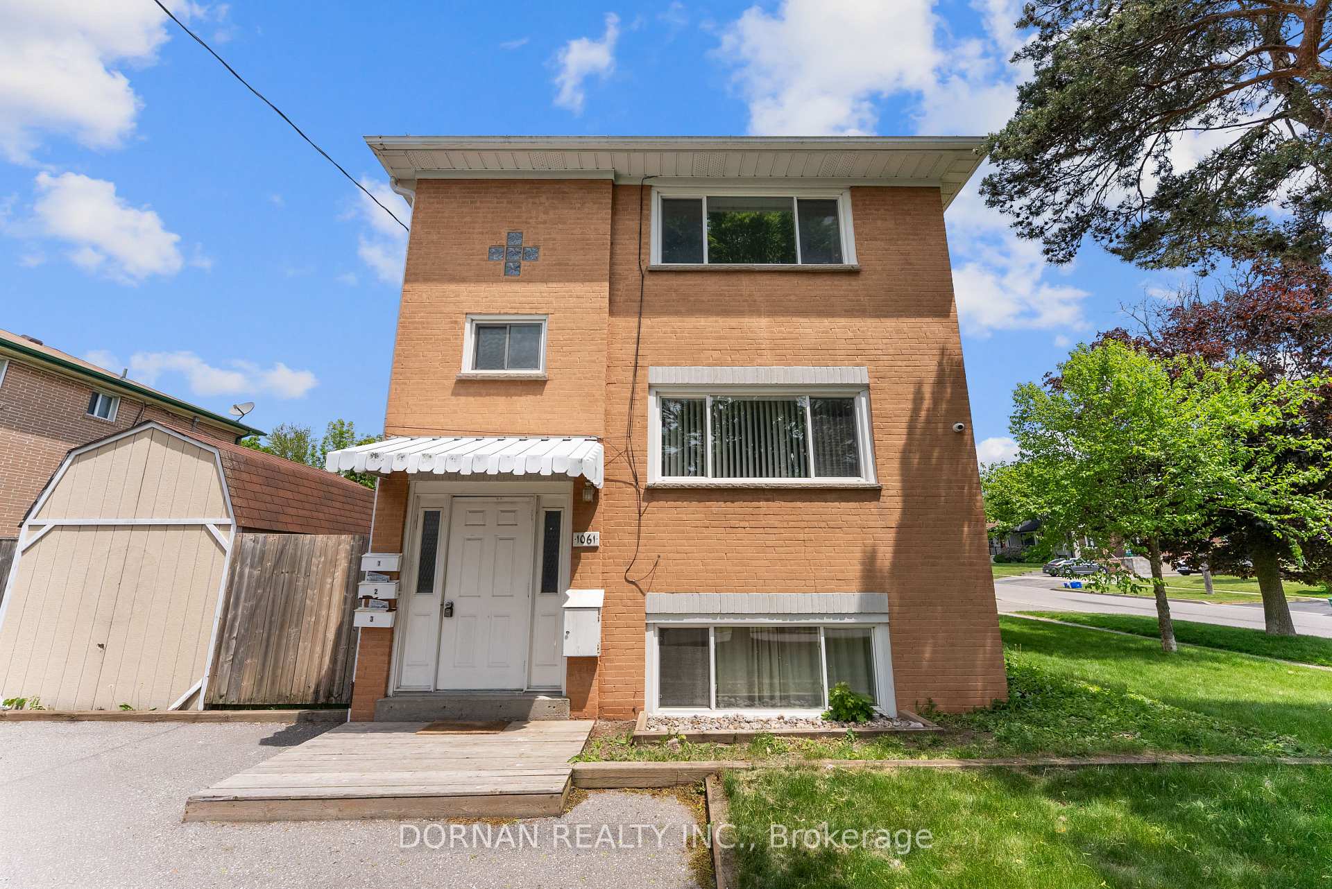 Photo 1 of Unit 3, 1061 Ravine Road, Oshawa, Lakeview — HOMEH