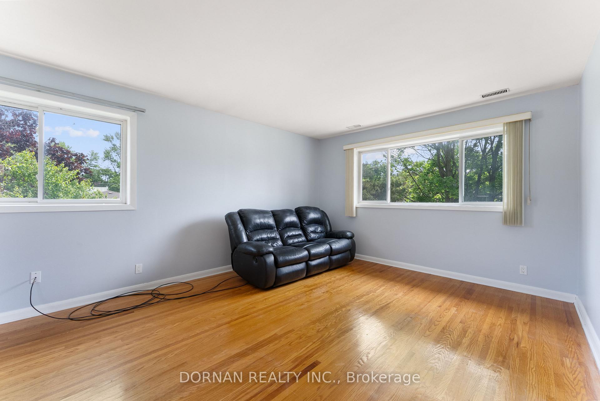 Photo 6 of Unit 3, 1061 Ravine Road, Oshawa, Lakeview — HOMEH